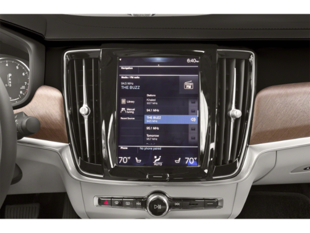 2018 Volvo S90 Momentum