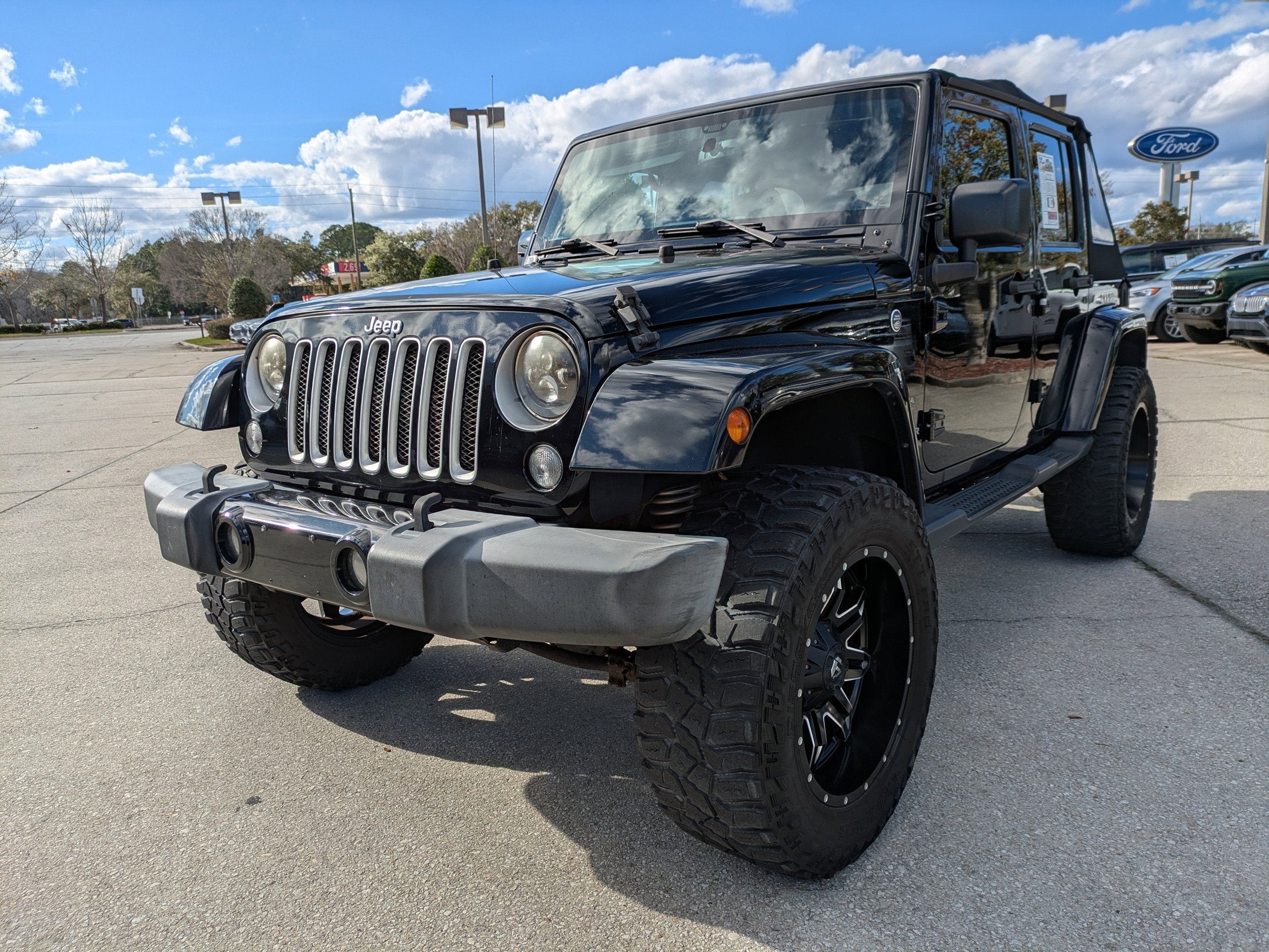 2016 Jeep Wrangler Unlimited Sahara