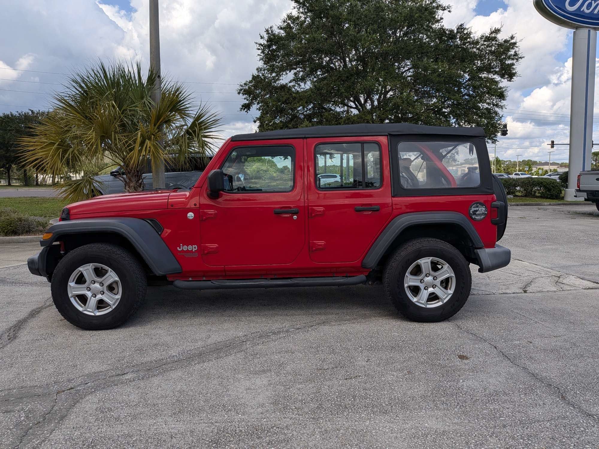 2018 Jeep Wrangler Unlimited Sport