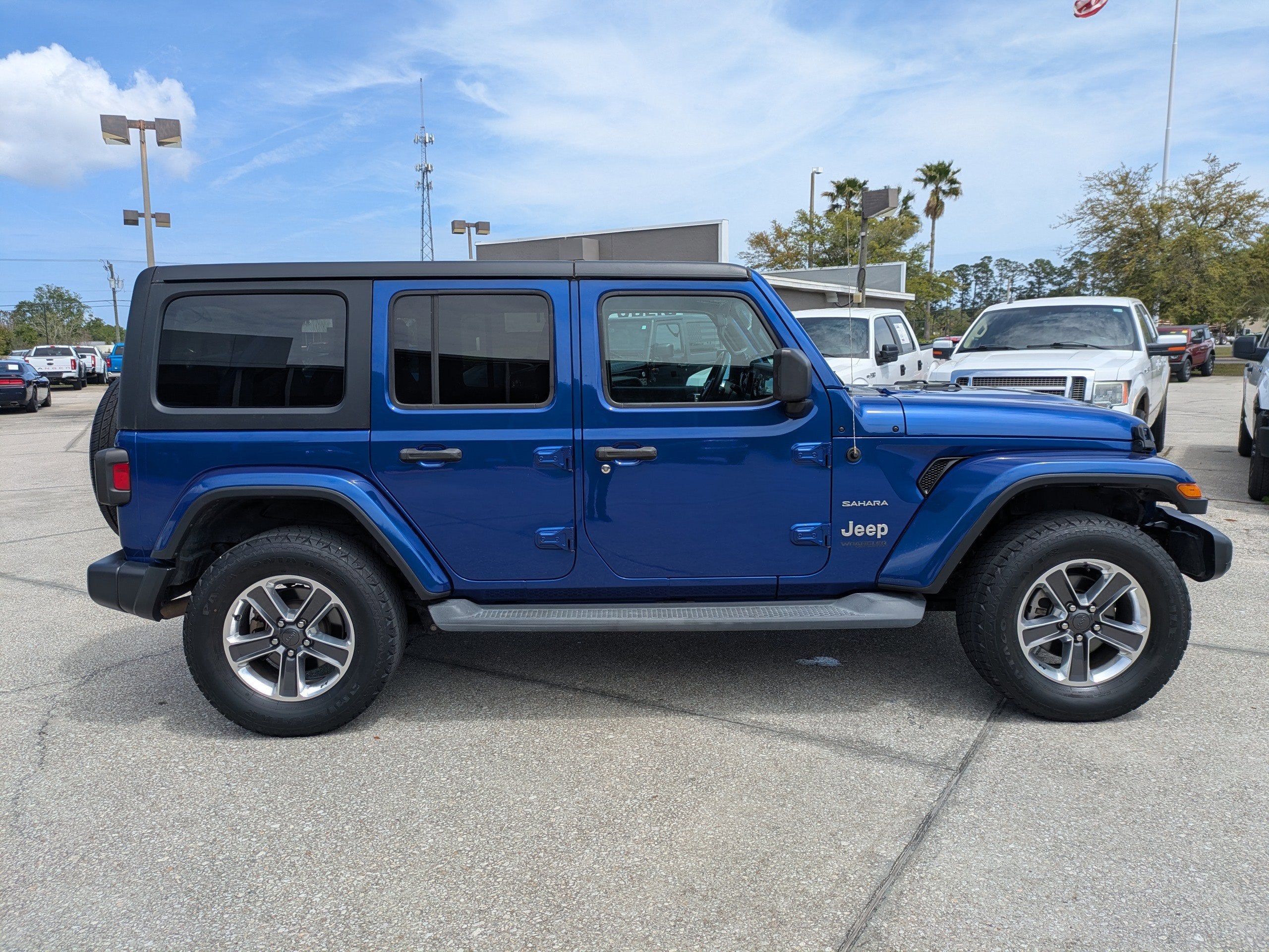 2020 Jeep Wrangler Unlimited Sahara