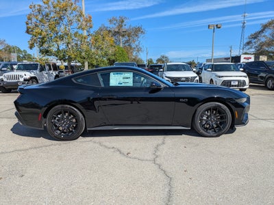 2025 Ford Mustang Premium