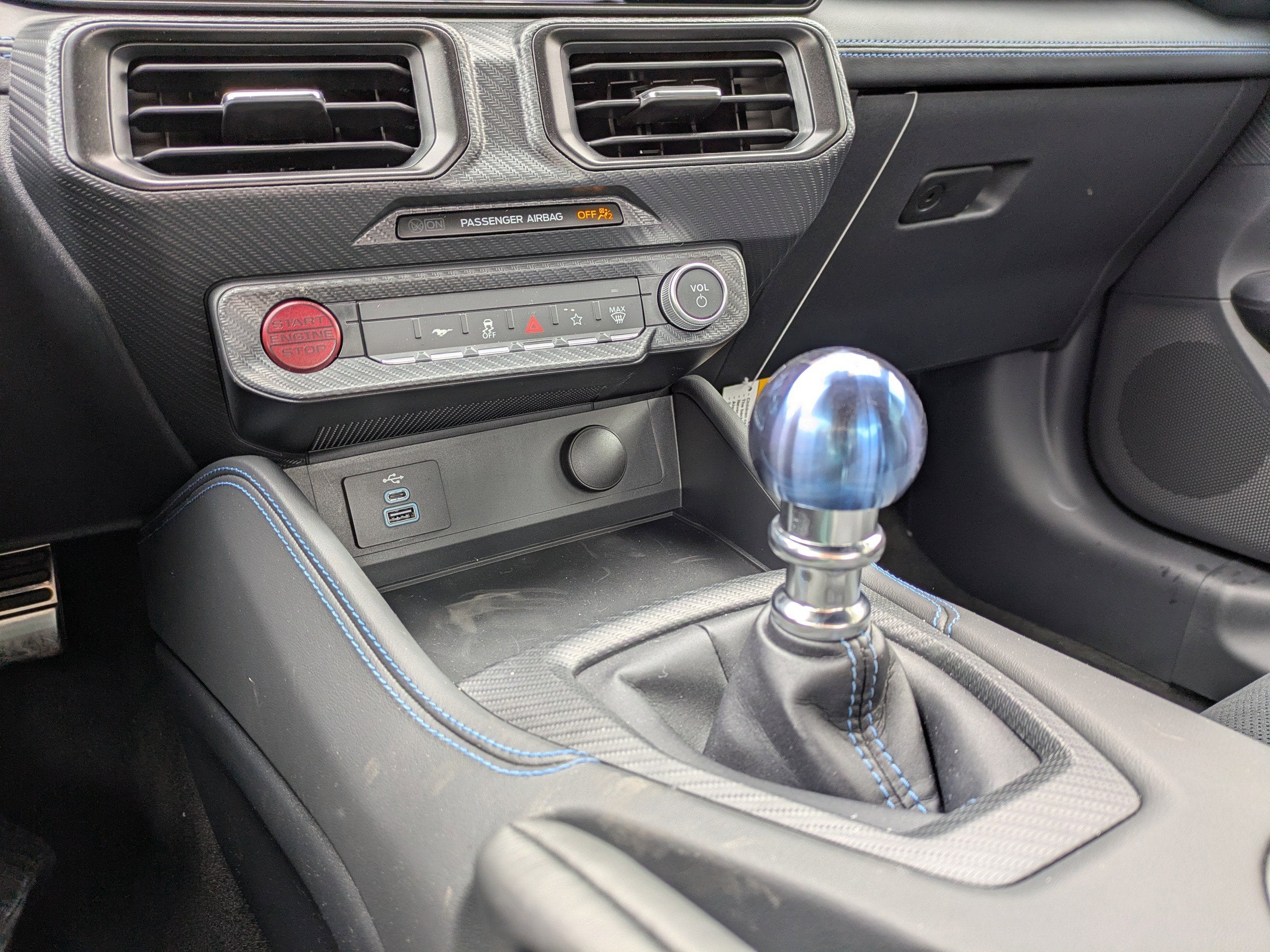 2026 Ford Mustang Dark Horse