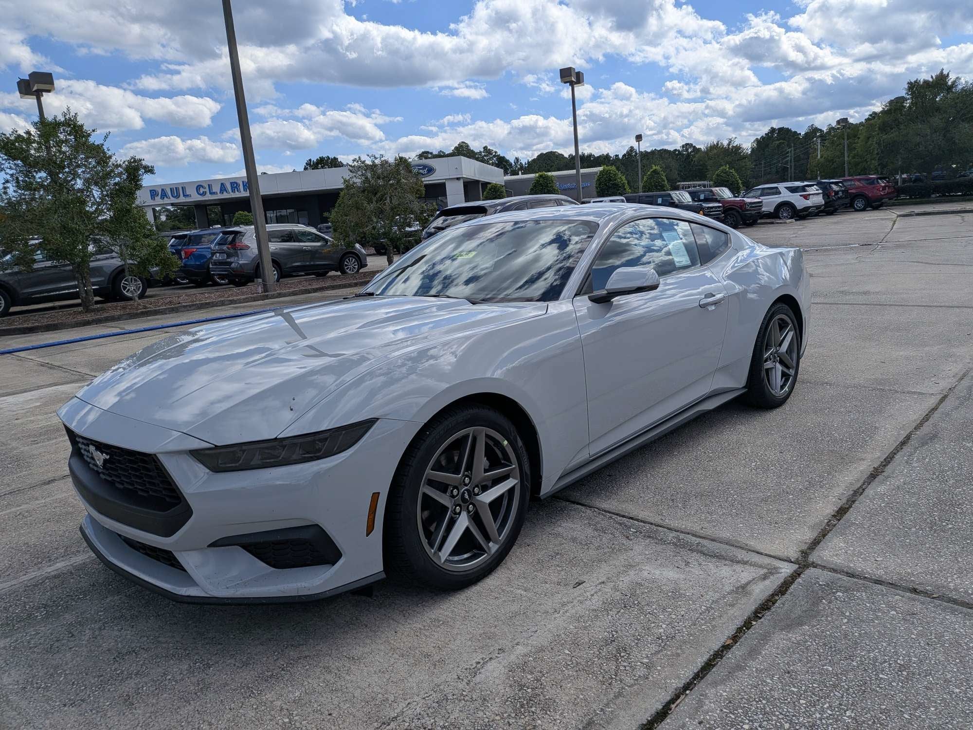2026 Ford Mustang Premium