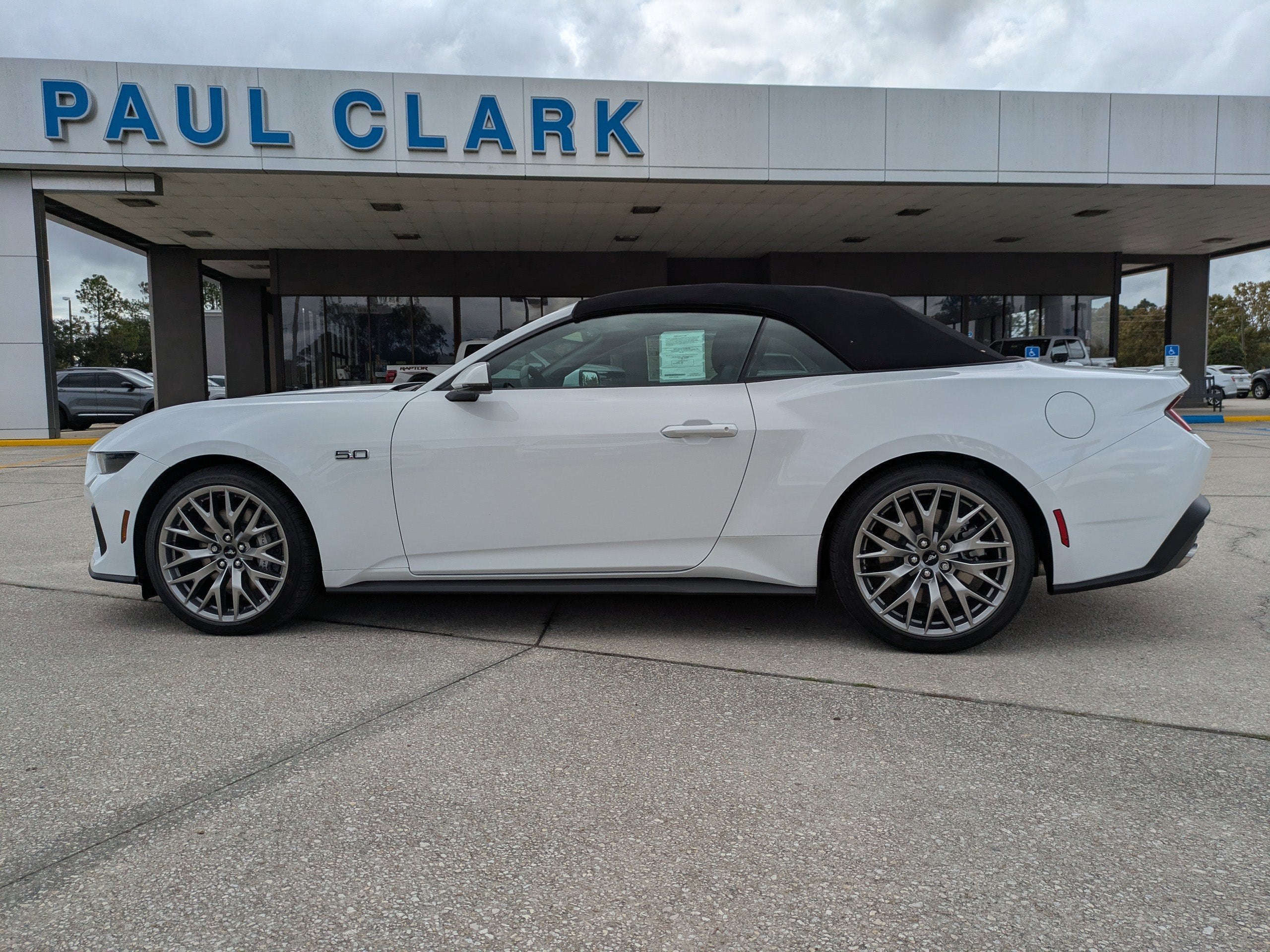 2025 Ford Mustang GT Premium