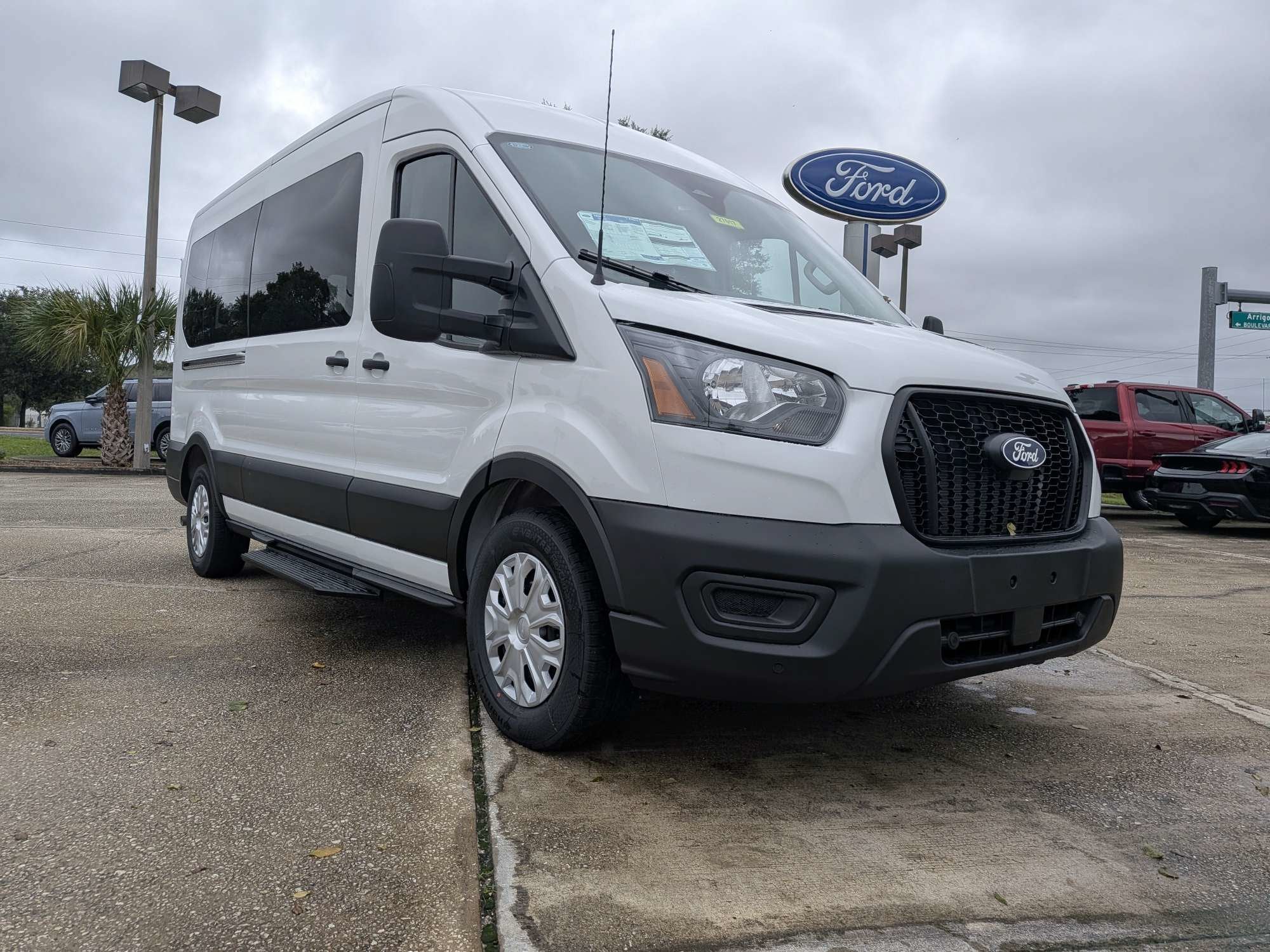 2027 Ford Transit Passenger Wagon XL