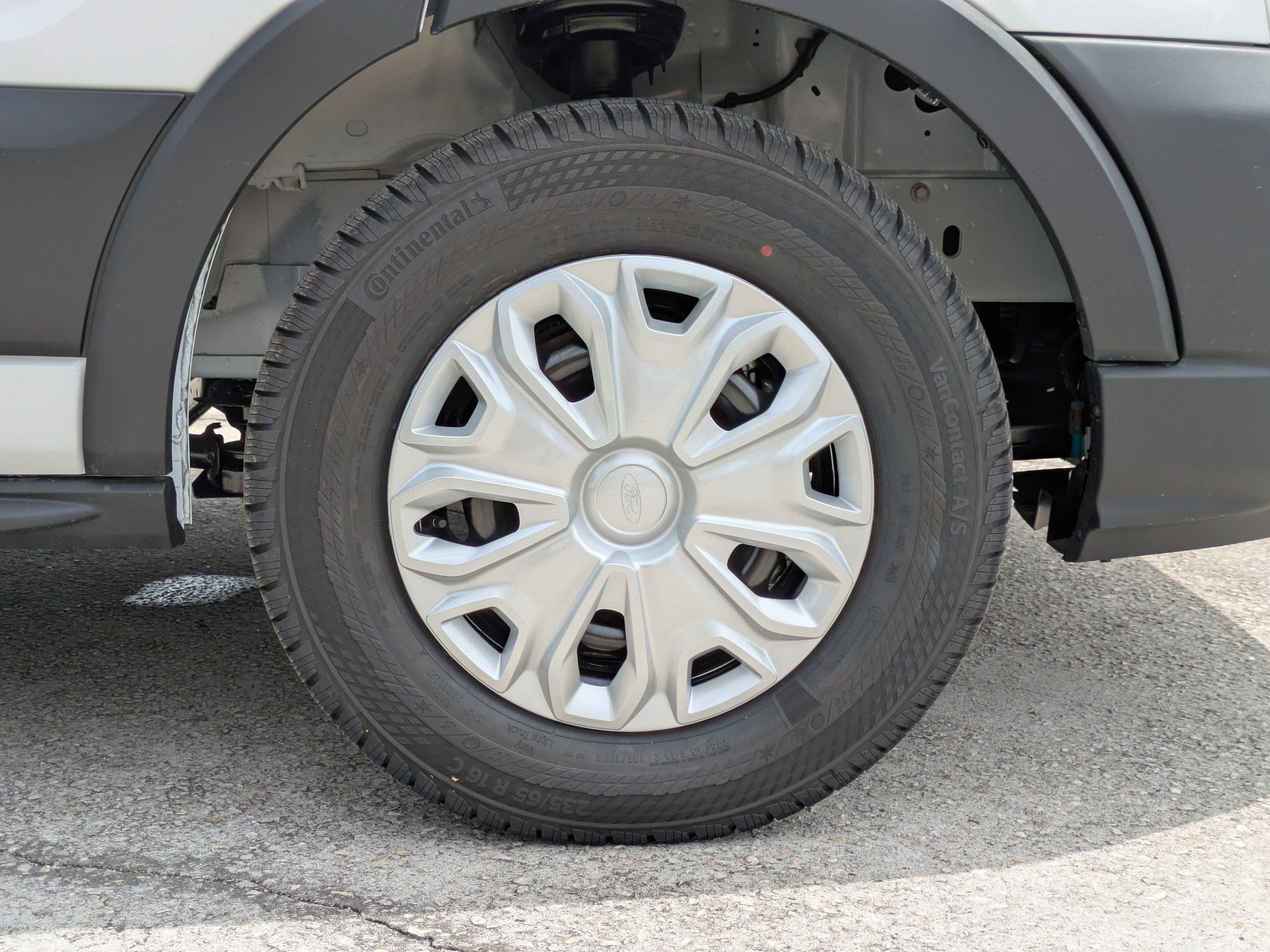 2026 Ford Transit Passenger Wagon XL