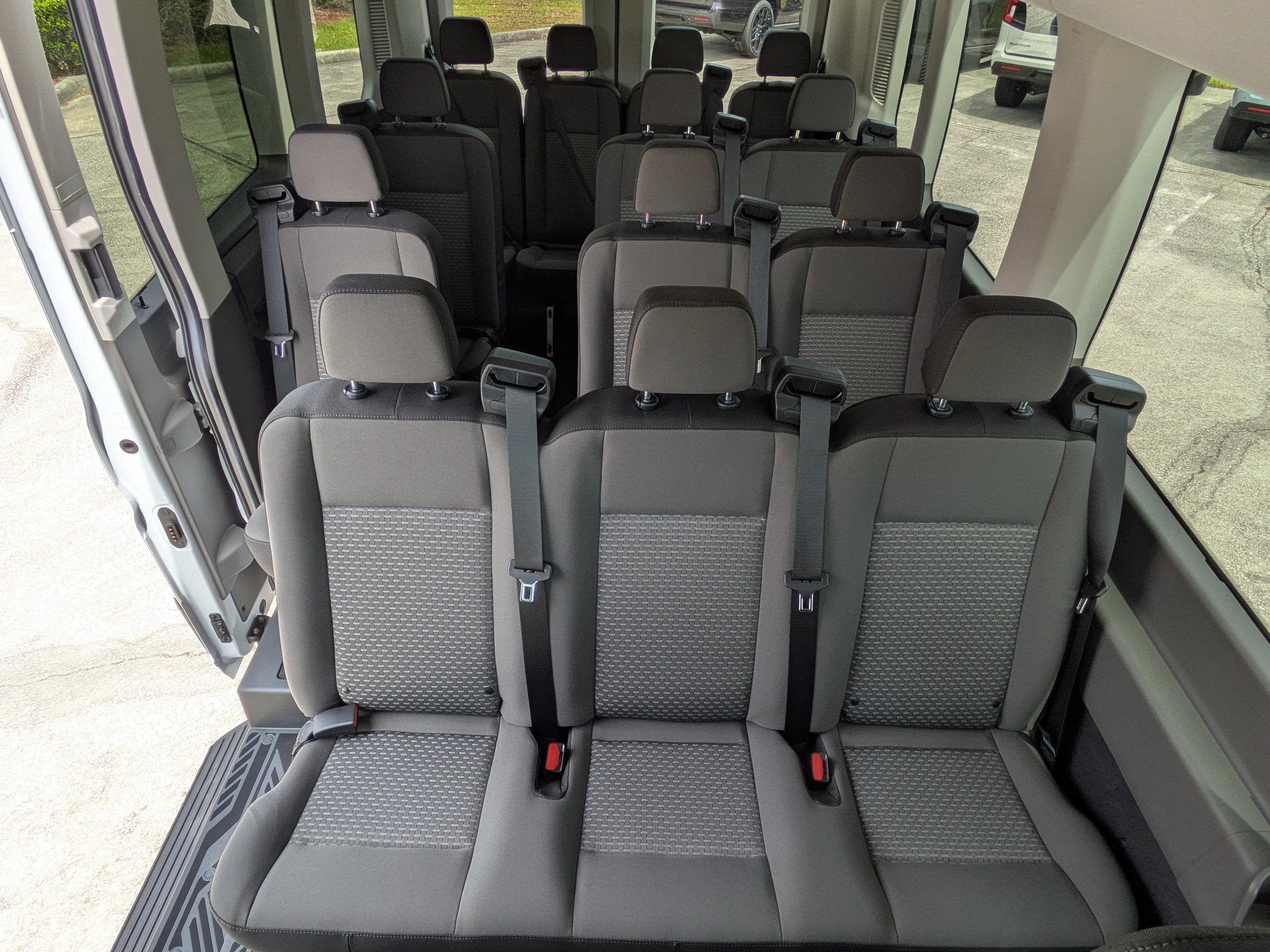 2026 Ford Transit Passenger Wagon XL