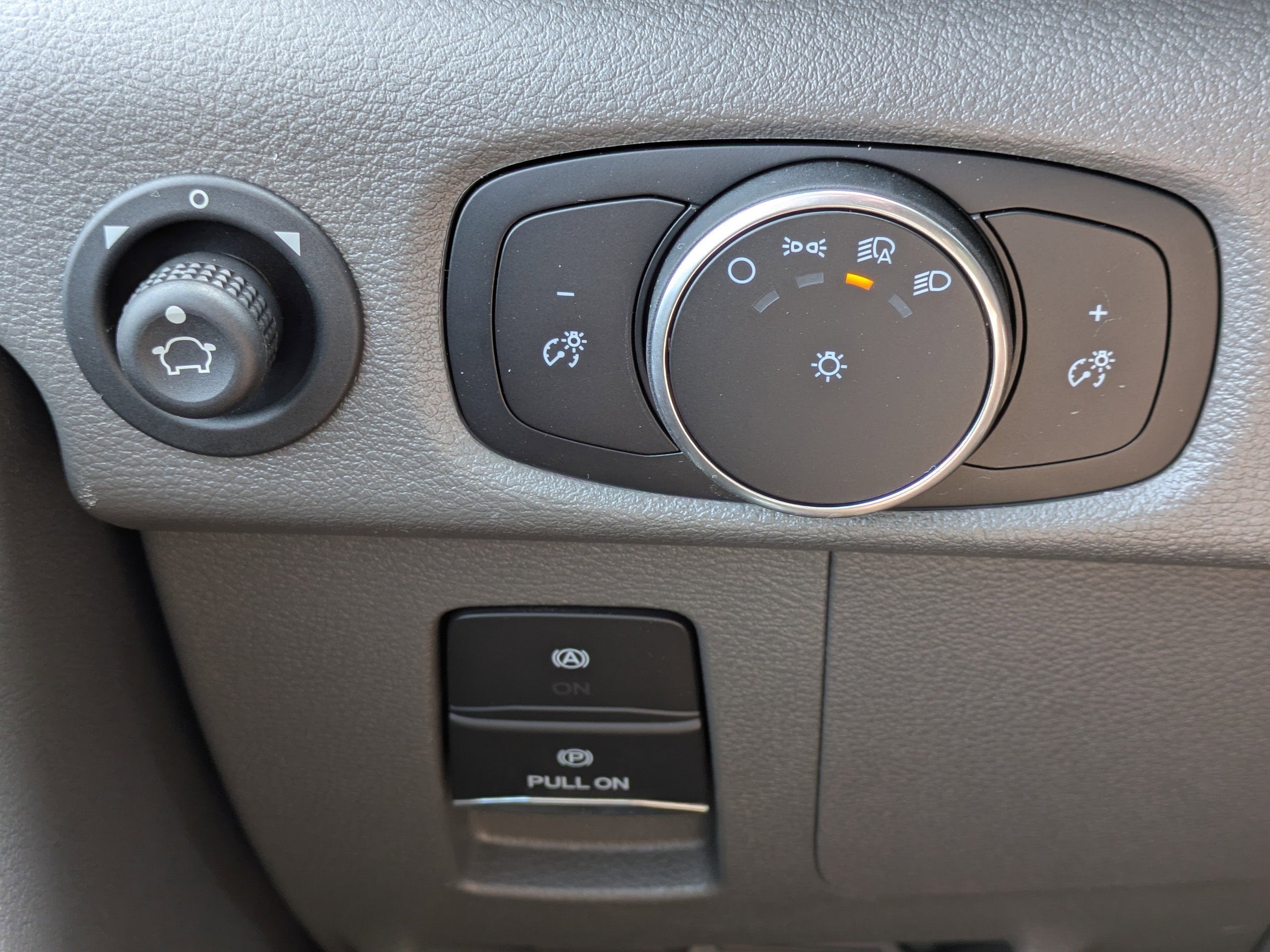 2026 Ford Transit Passenger Wagon XL