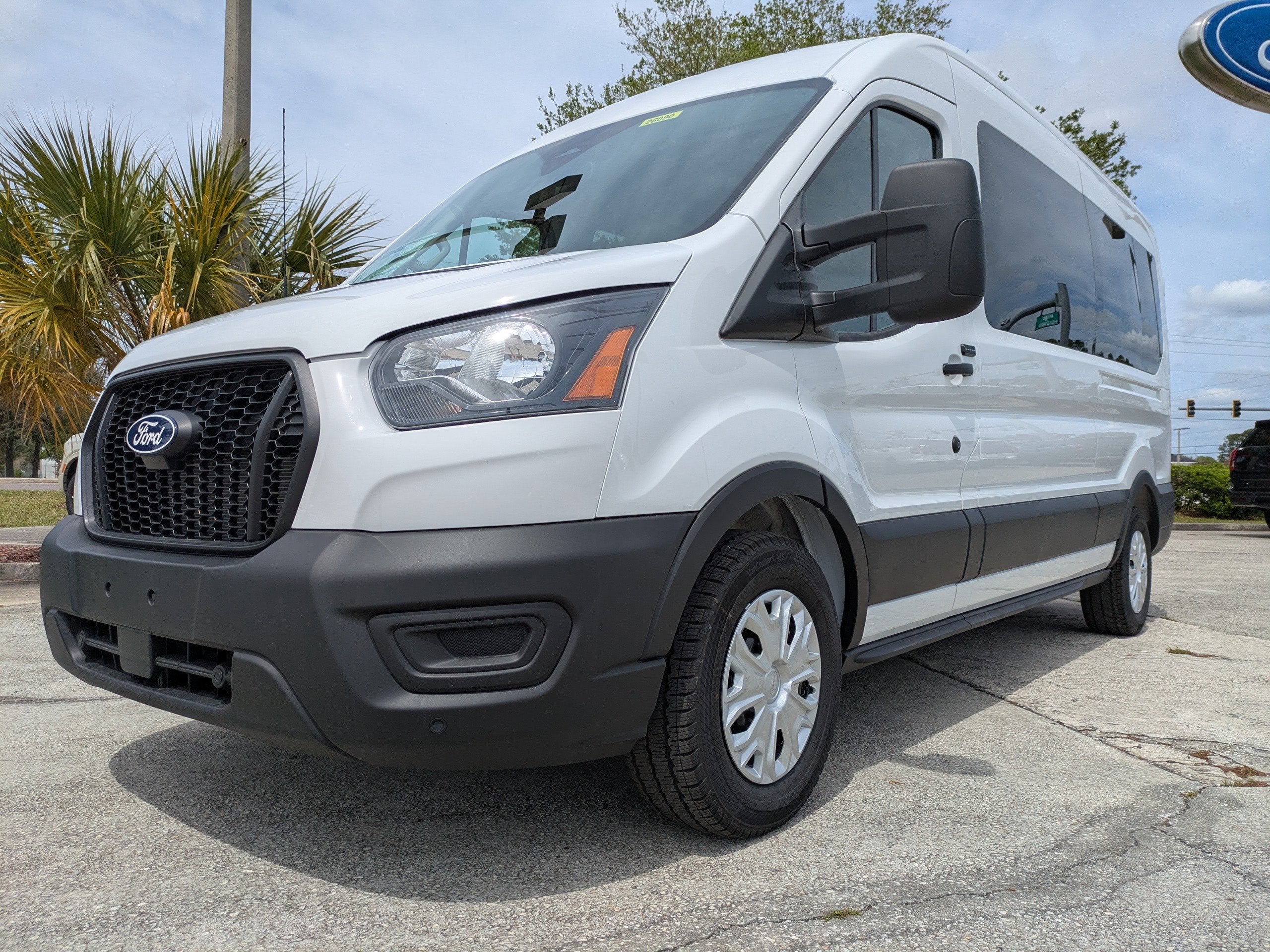 2026 Ford Transit Passenger Wagon XL