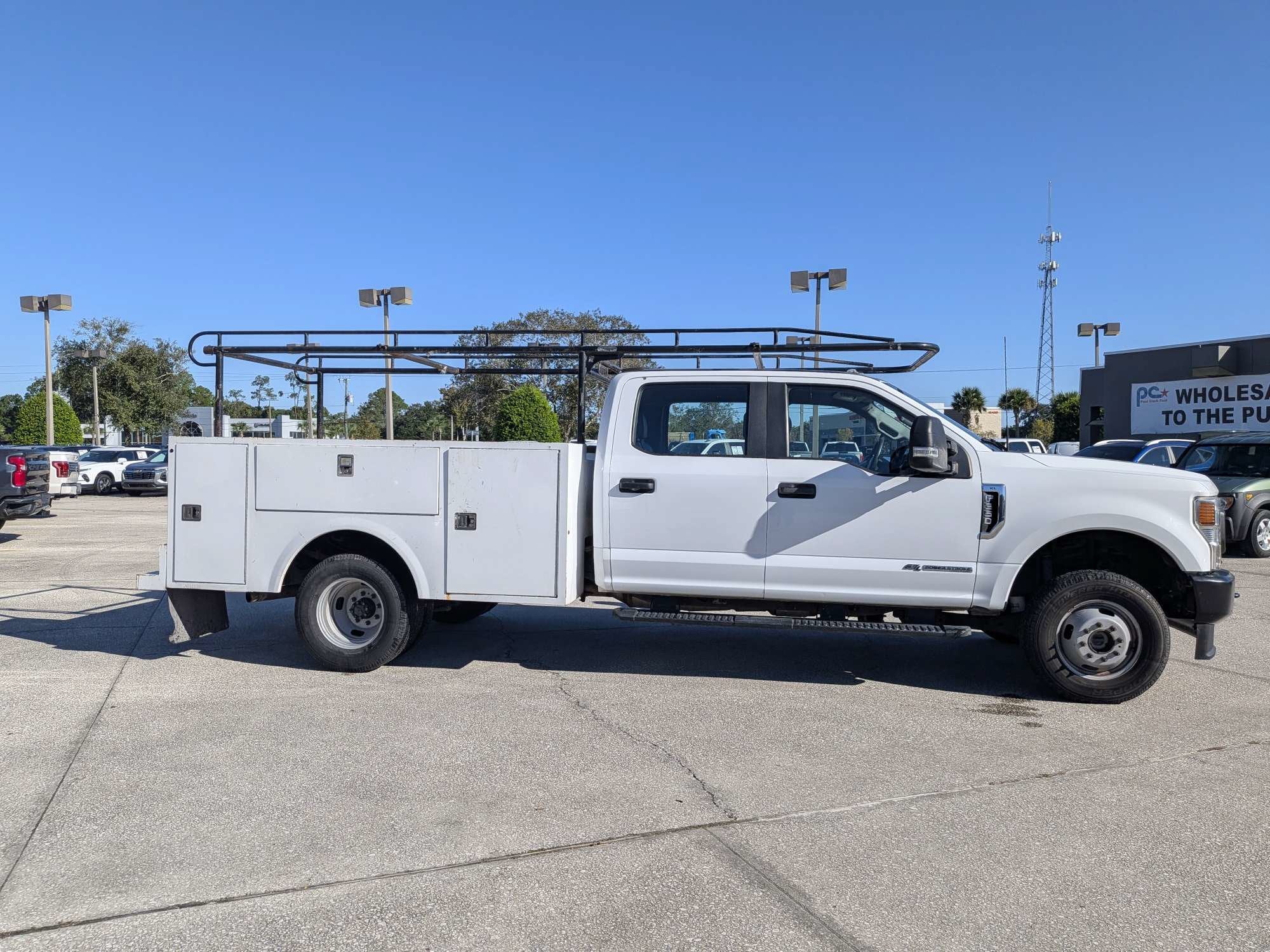 2022 Ford Super Duty F-350 DRW XL