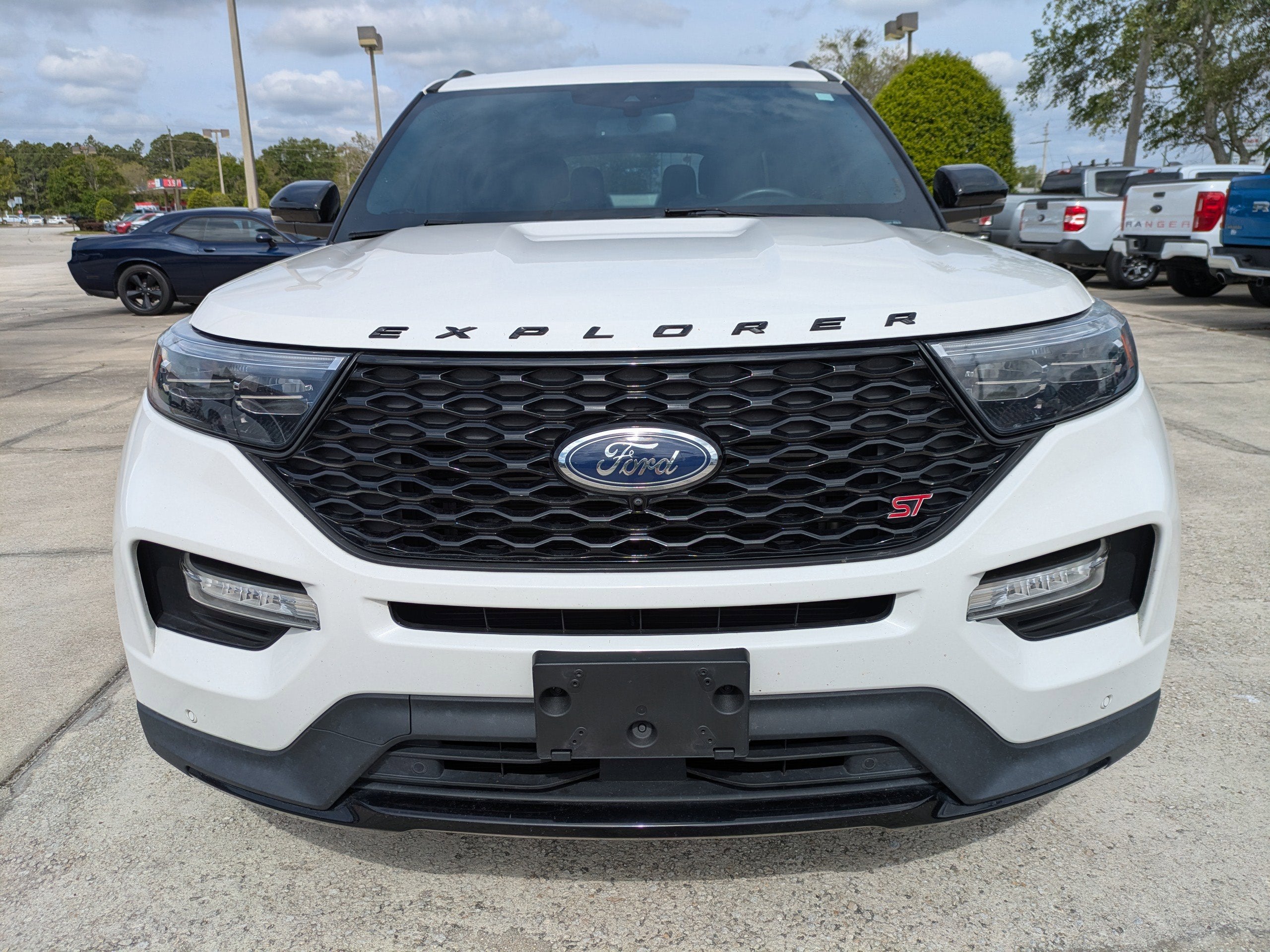 2023 Ford Explorer ST