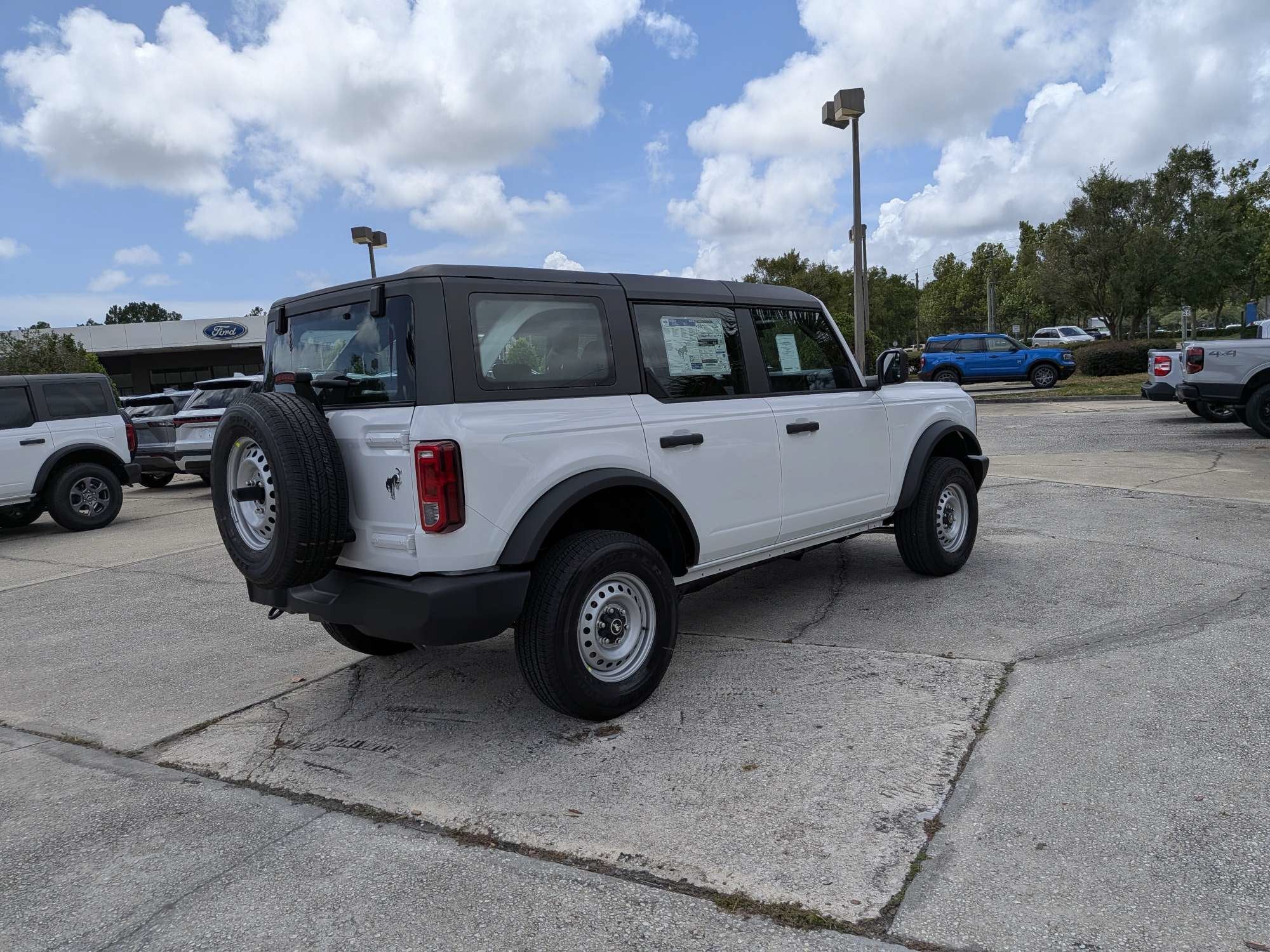 2026 Ford Bronco Base