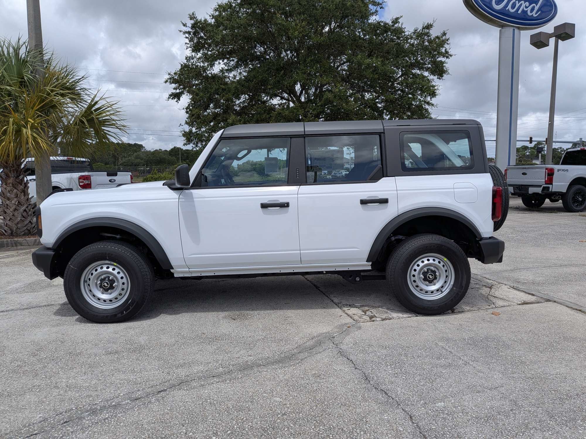 2026 Ford Bronco Base
