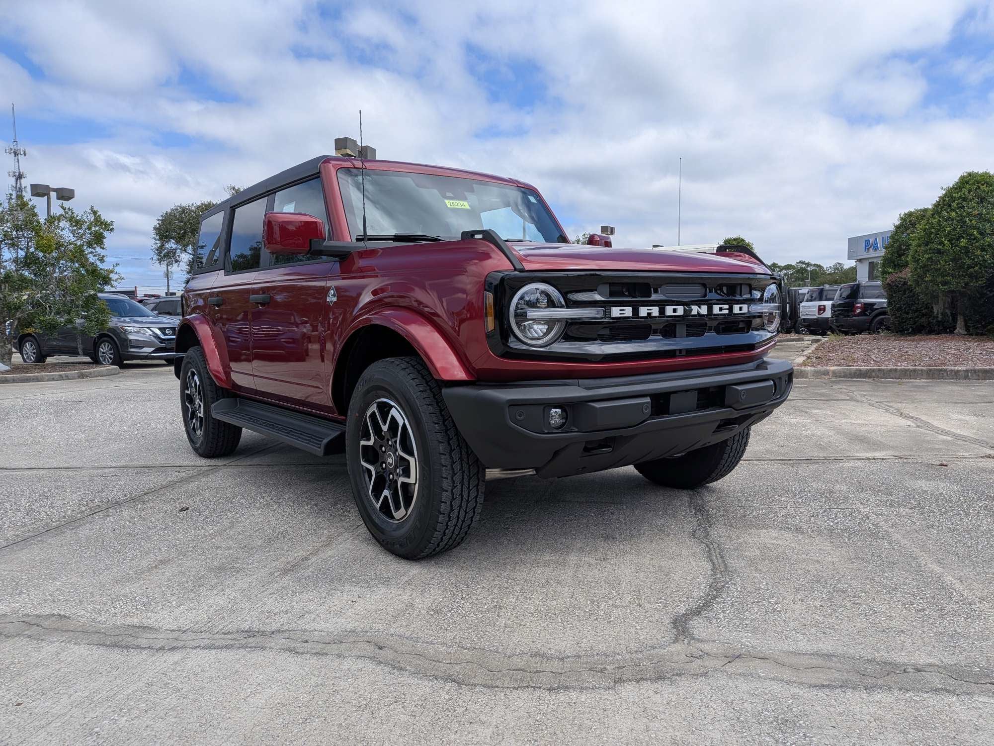 2026 Ford Bronco Outer Banks