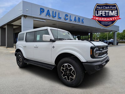 2025 Ford Bronco Outer Banks