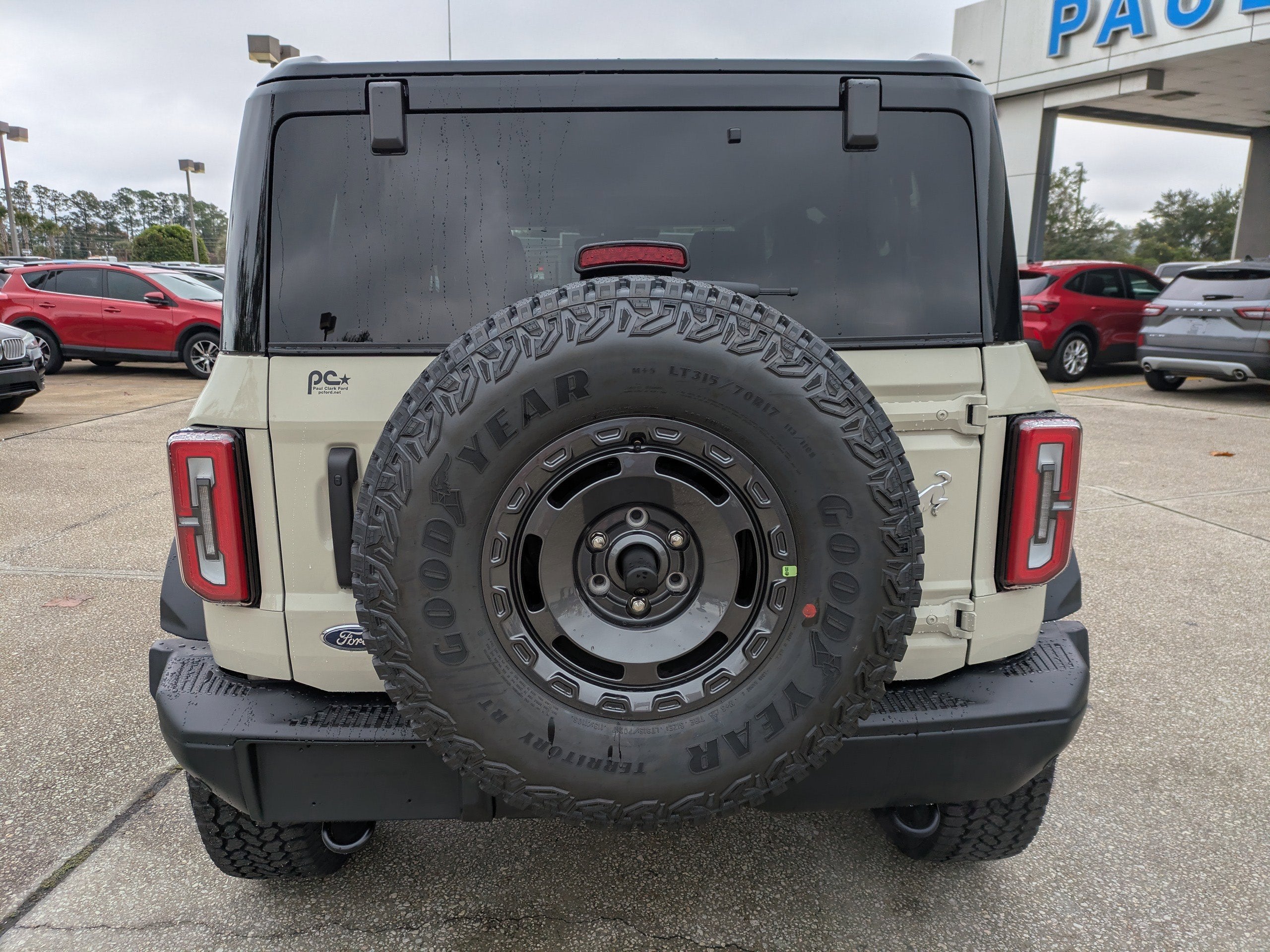 2025 Ford Bronco Badlands