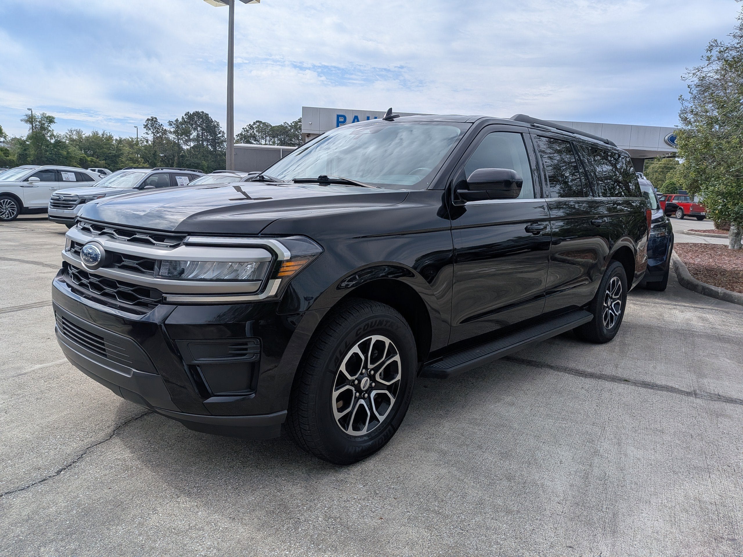 2024 Ford Expedition Max XLT