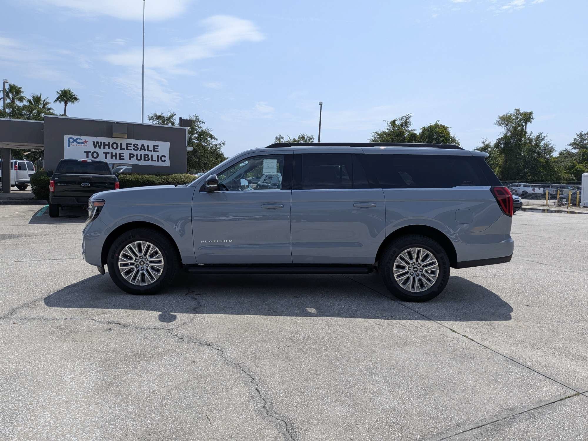 2027 Ford Expedition Max Platinum