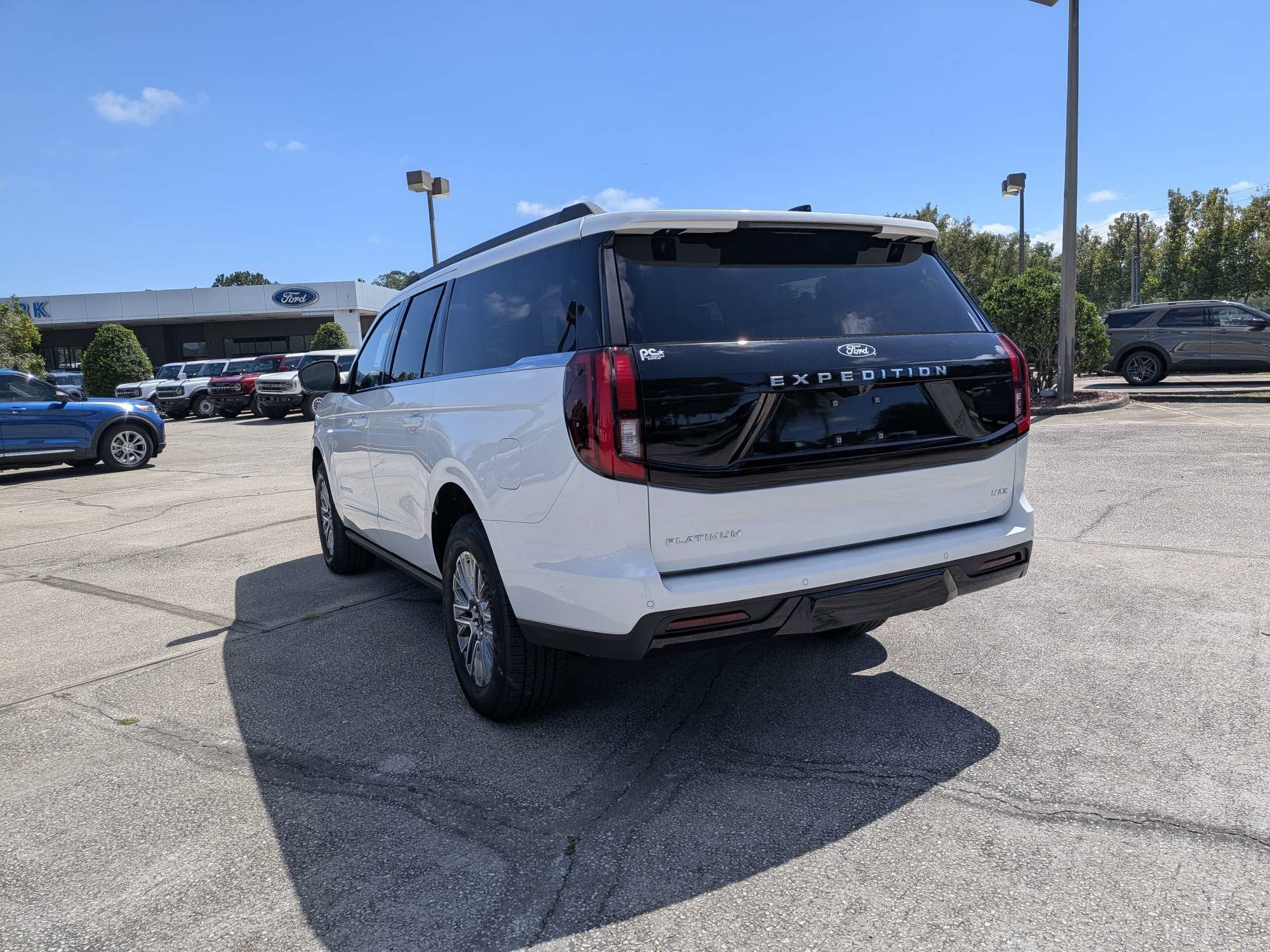 2027 Ford Expedition Max Platinum
