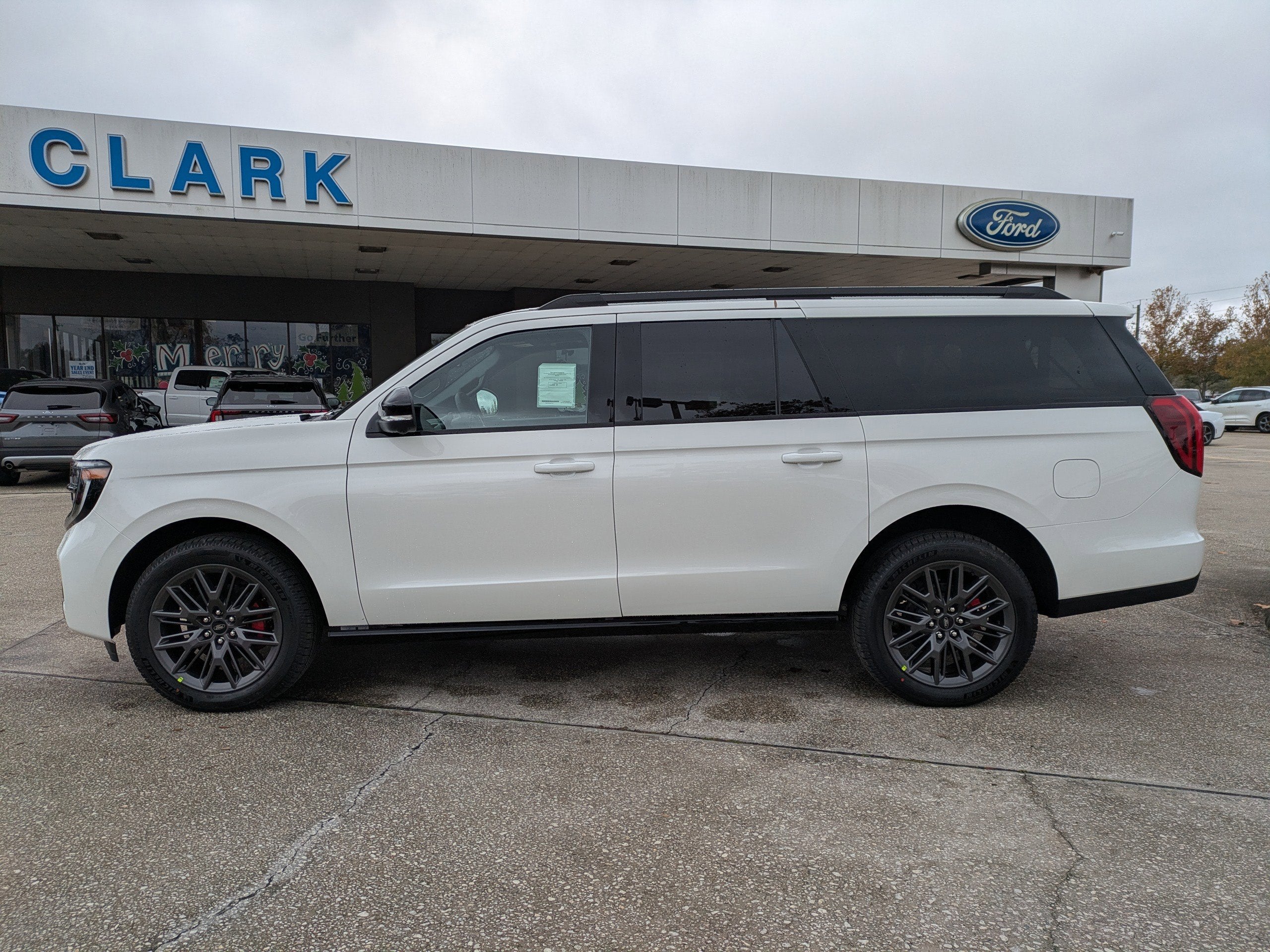 2025 Ford Expedition Max Platinum