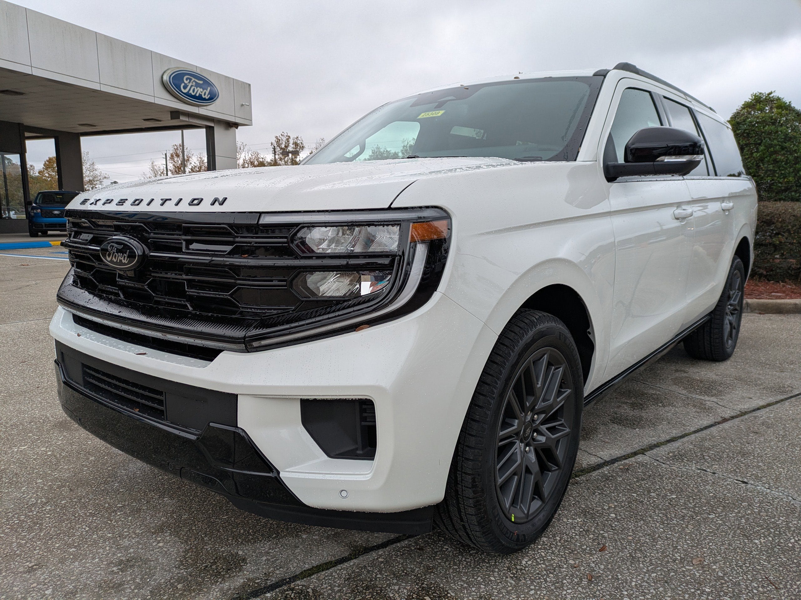 2025 Ford Expedition Max Platinum