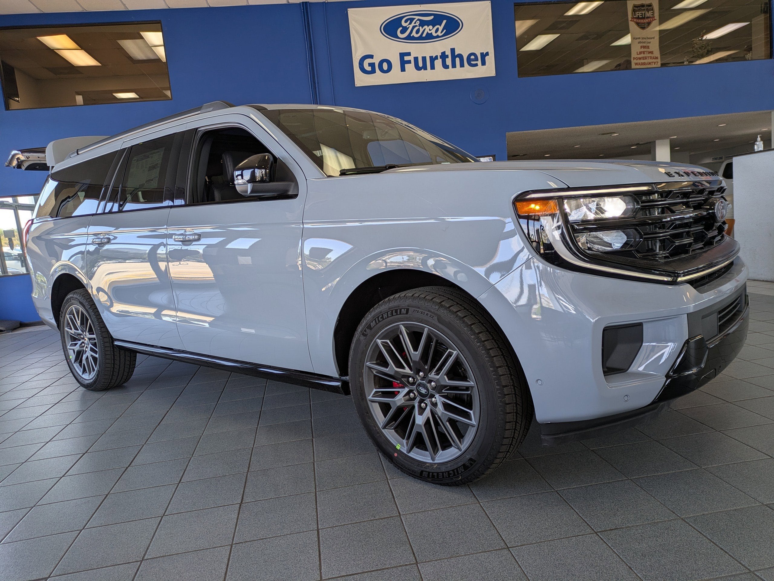 2025 Ford Expedition Max Platinum