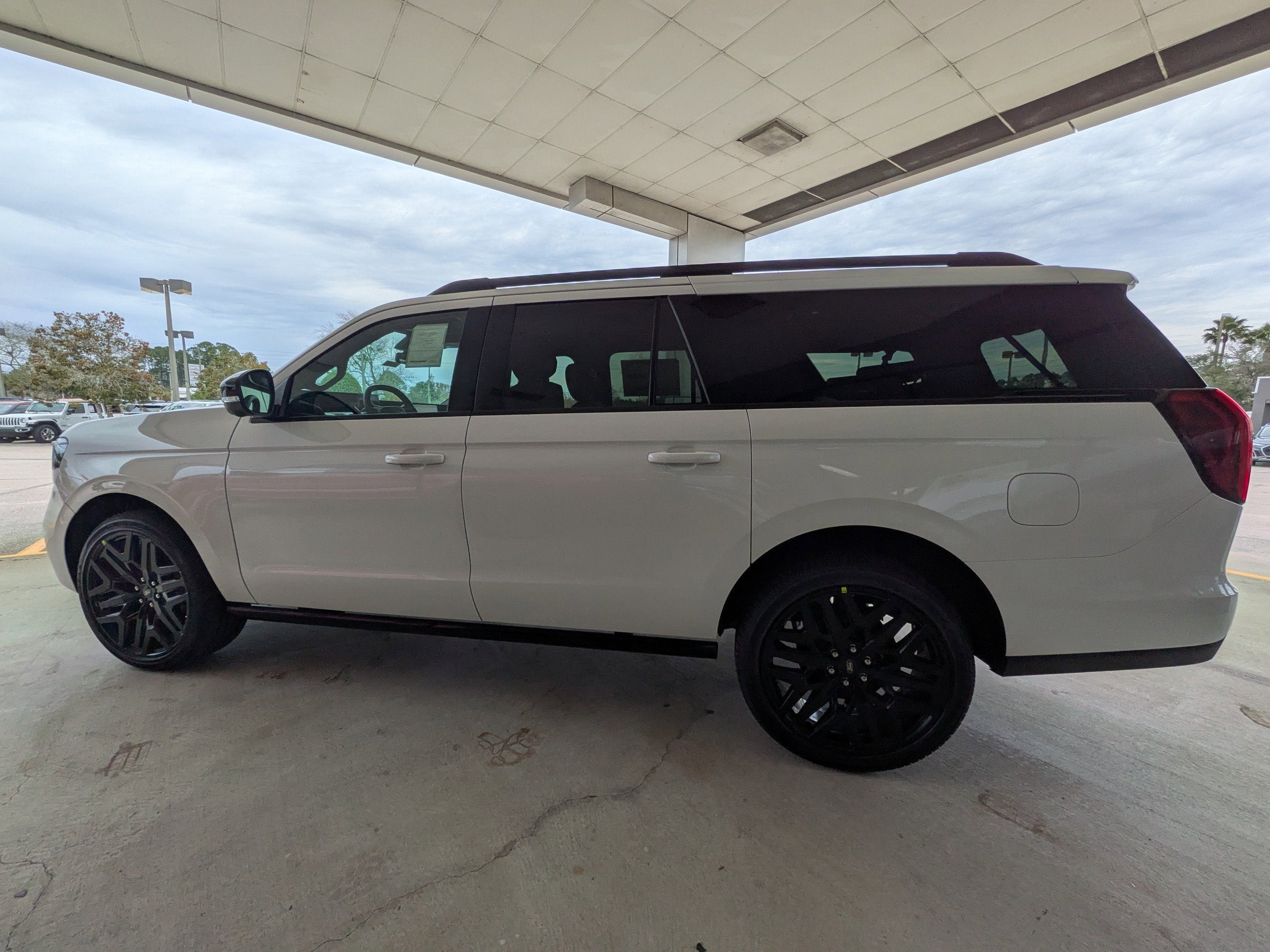 2026 Ford Expedition Max Platinum