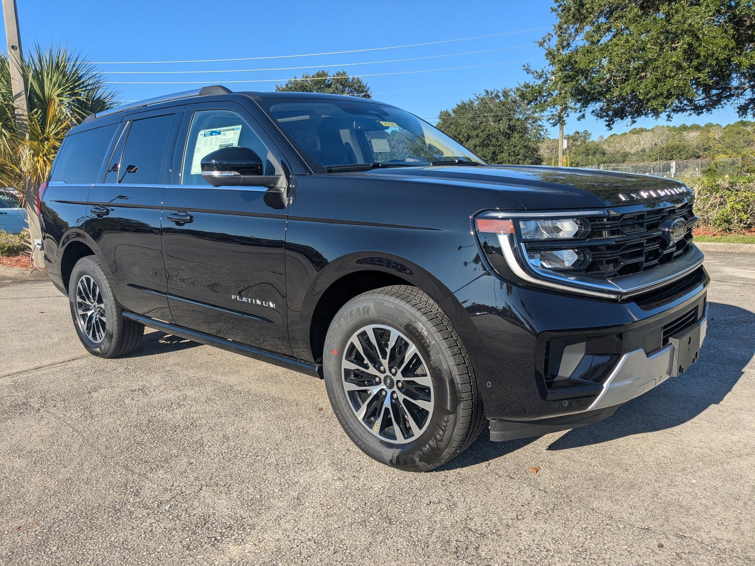 2025 Ford Expedition Platinum