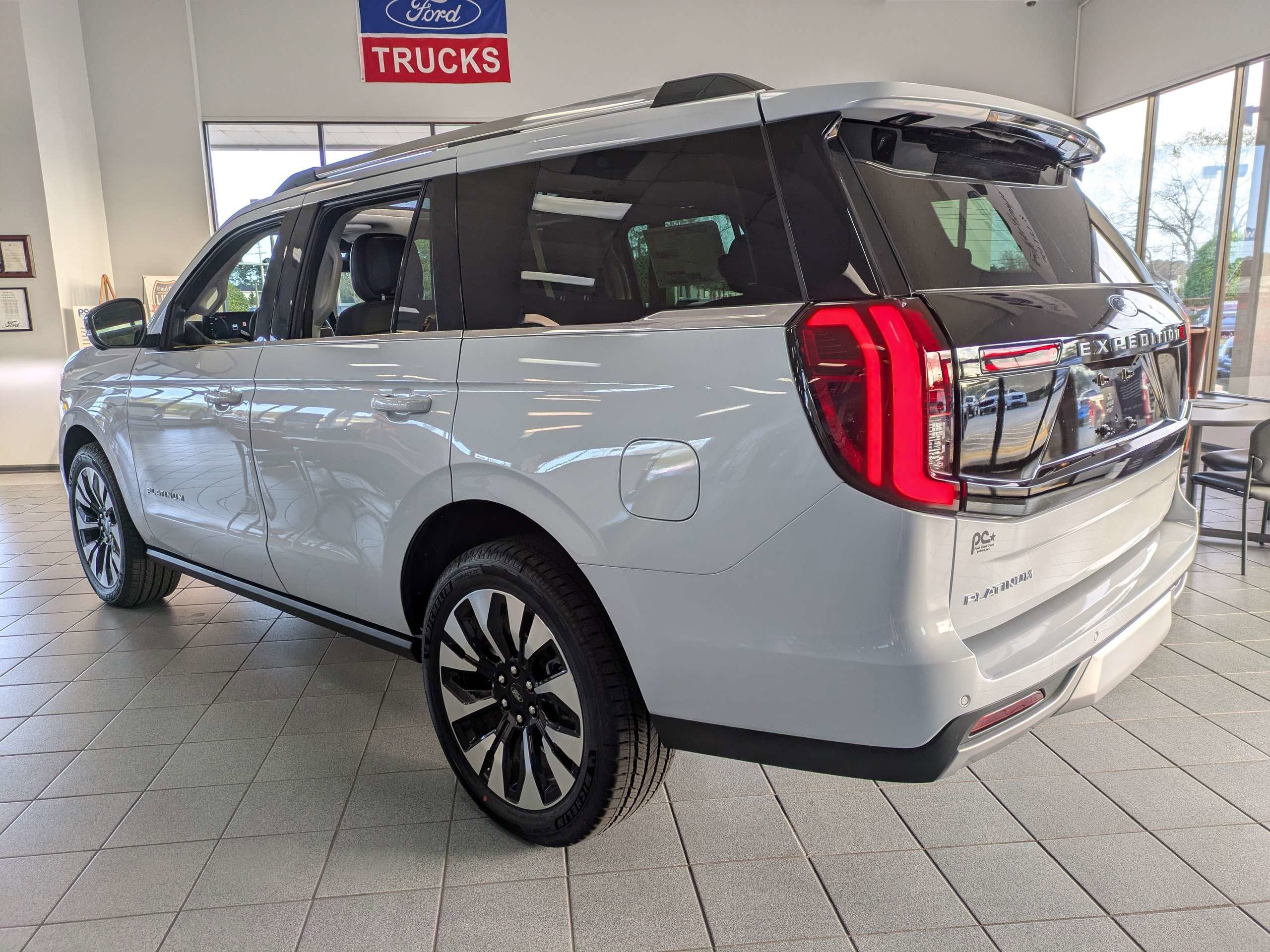 2026 Ford Expedition Platinum