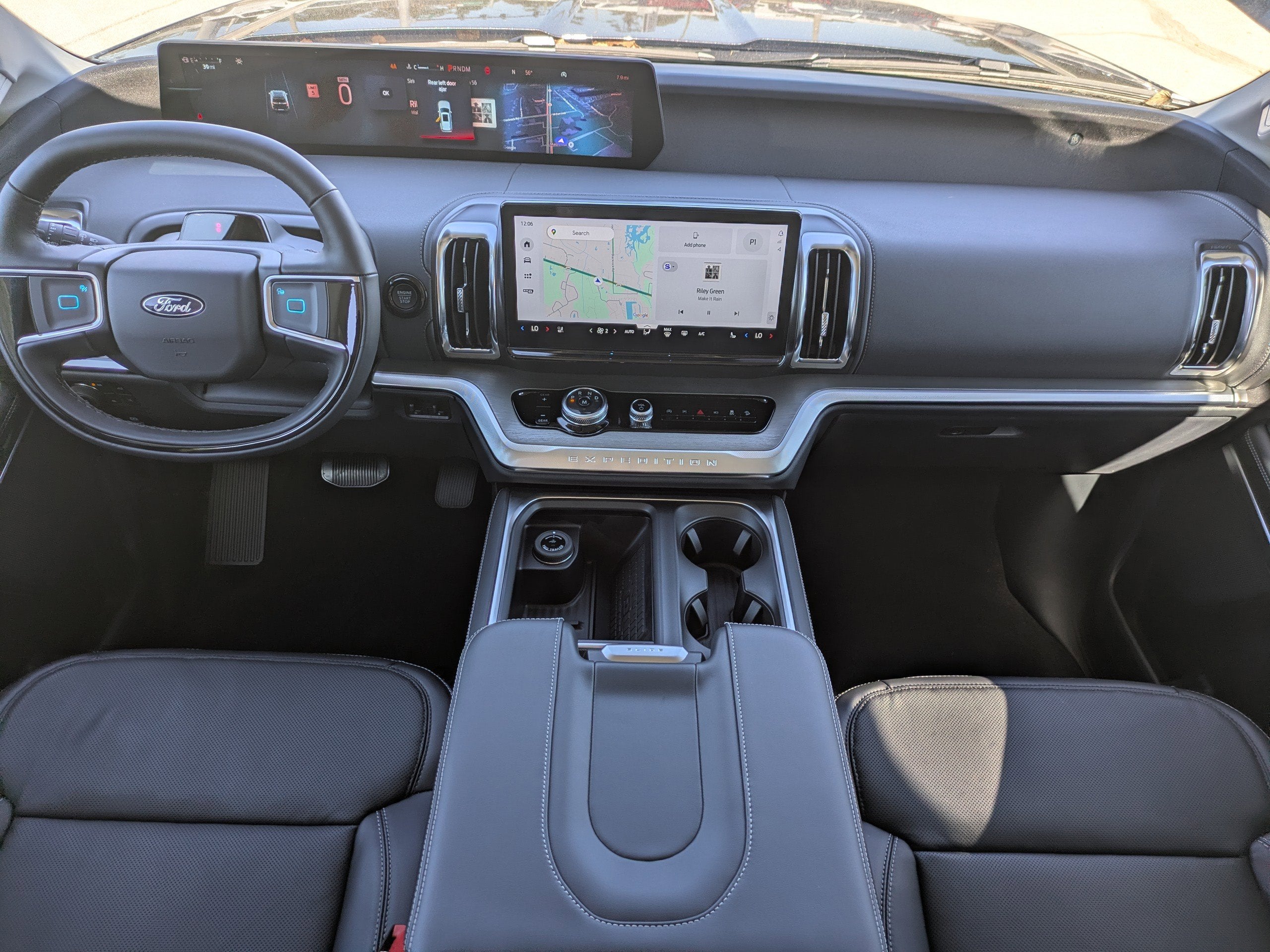 2025 Ford Expedition Platinum