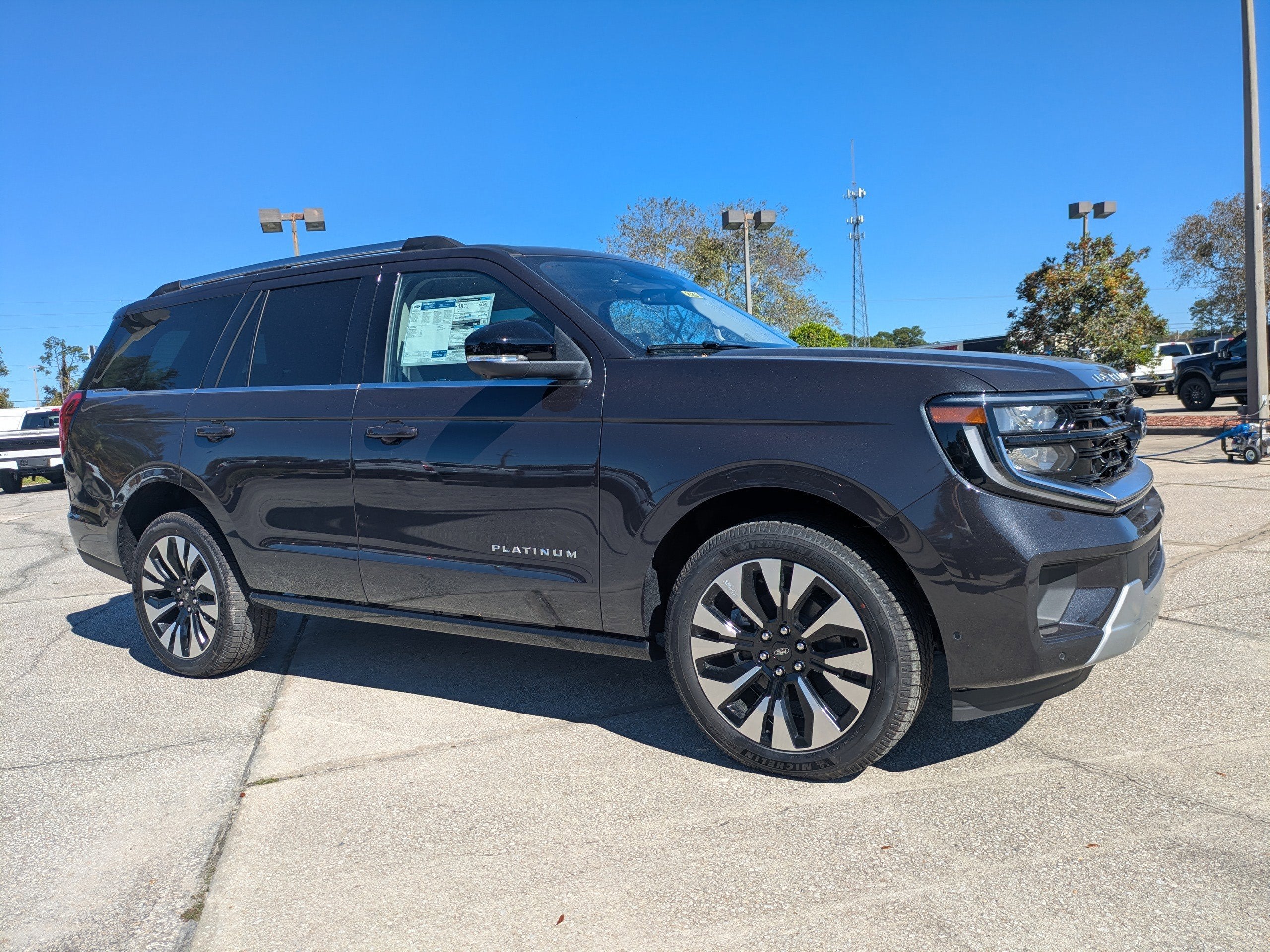 2025 Ford Expedition Platinum