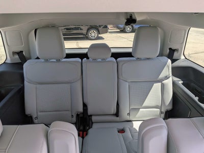 2027 Ford Expedition Platinum