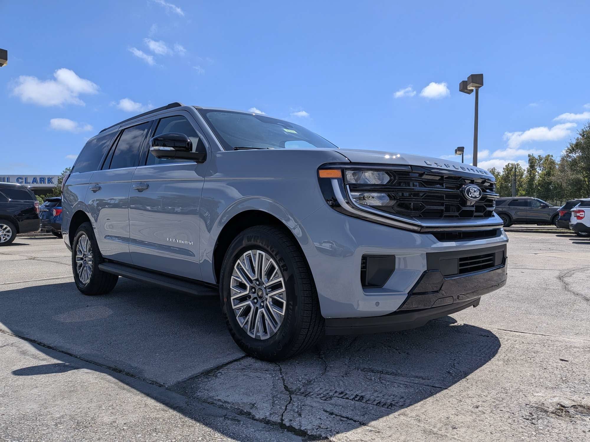 2027 Ford Expedition Platinum