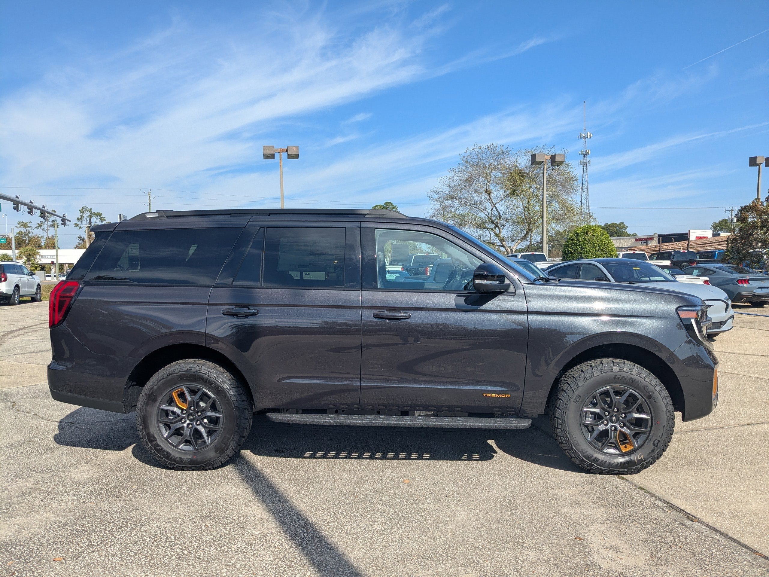 2025 Ford Expedition Tremor