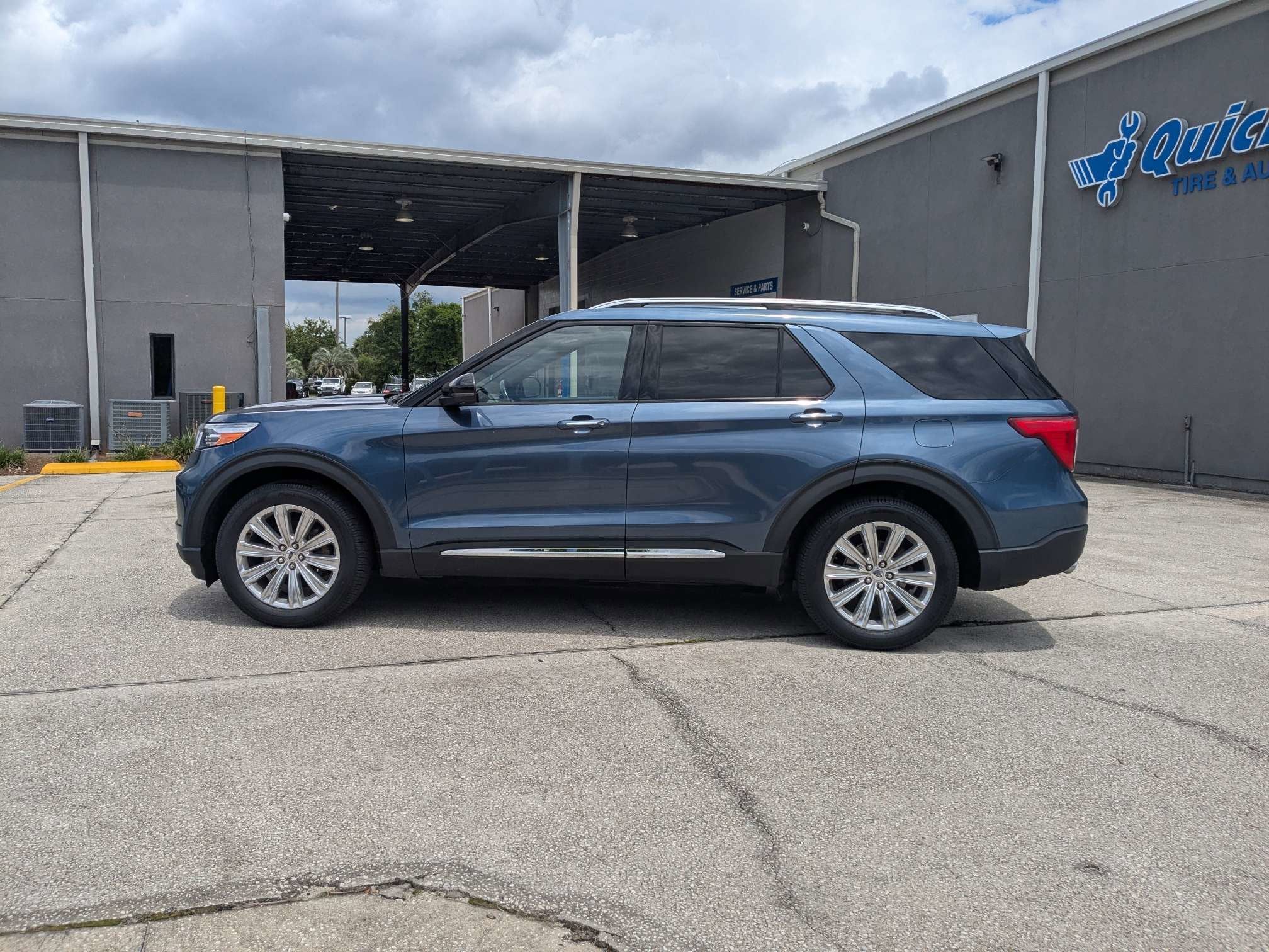 2020 Ford Explorer Limited