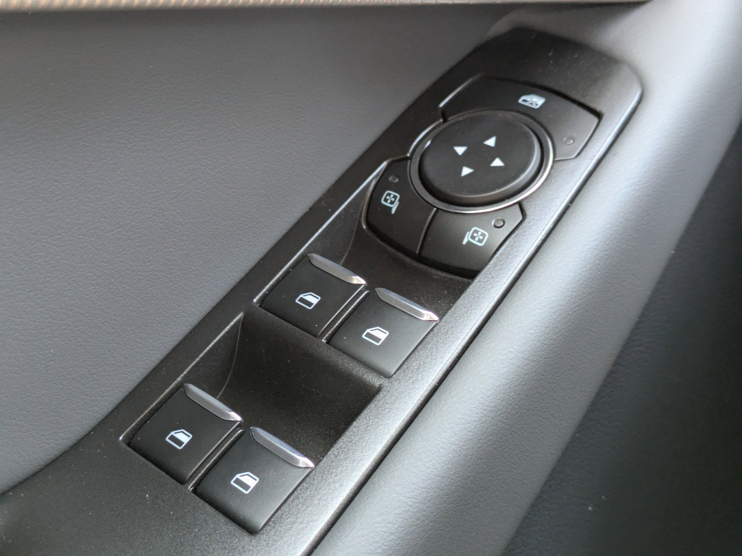 2026 Ford Explorer Active w/100A Pkg