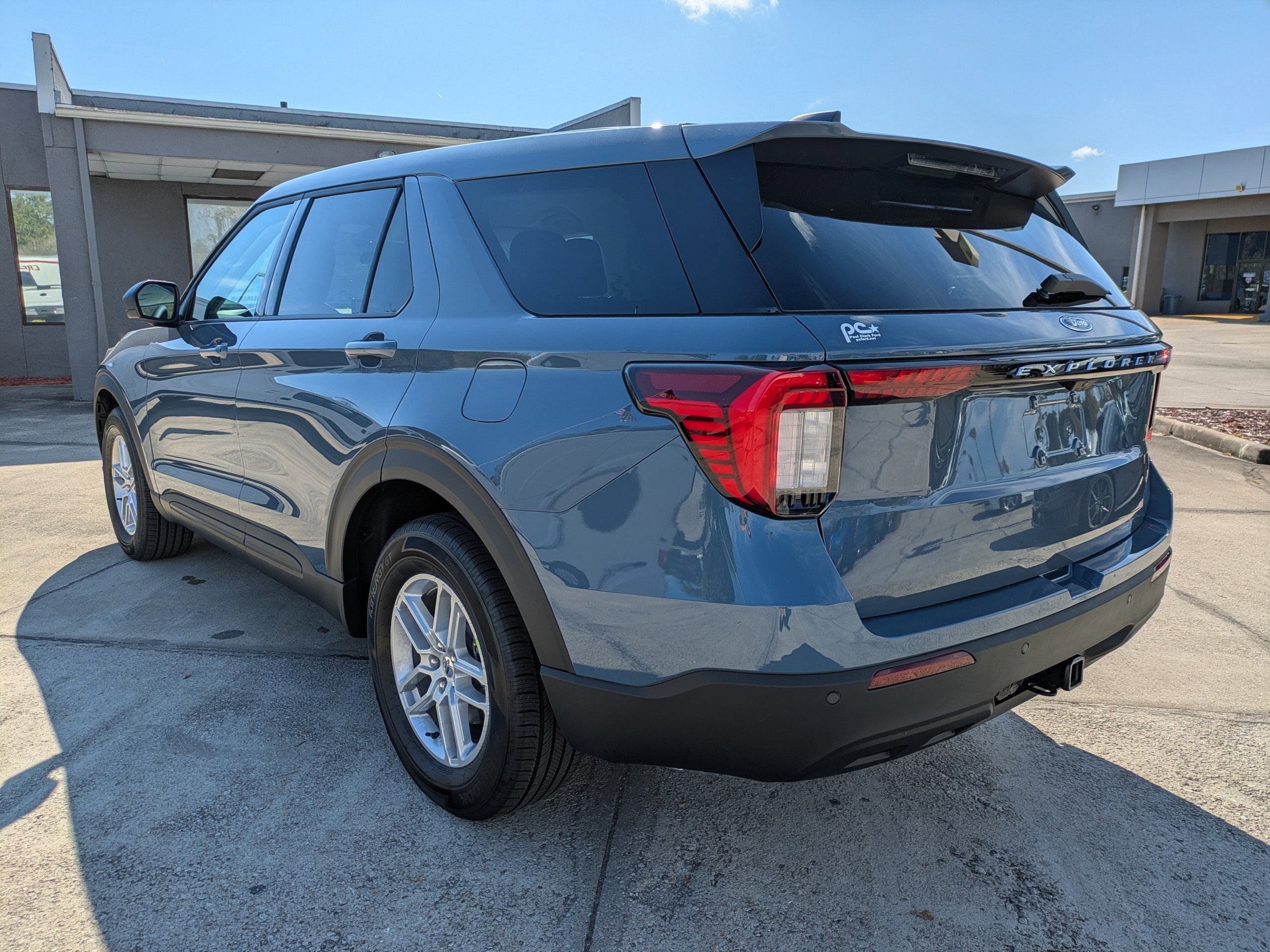 2026 Ford Explorer Active w/100A Pkg