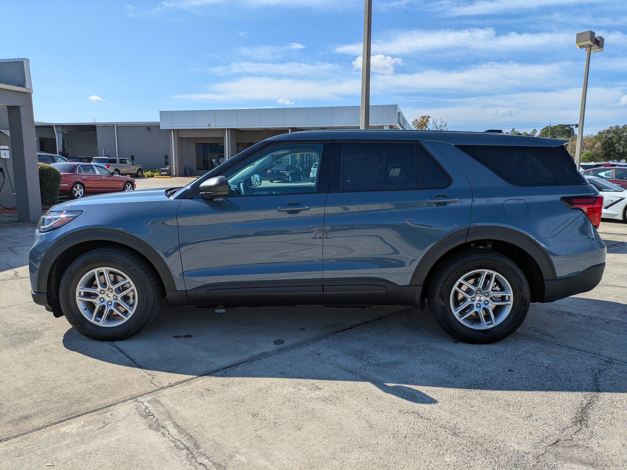 2026 Ford Explorer Active w/100A Pkg