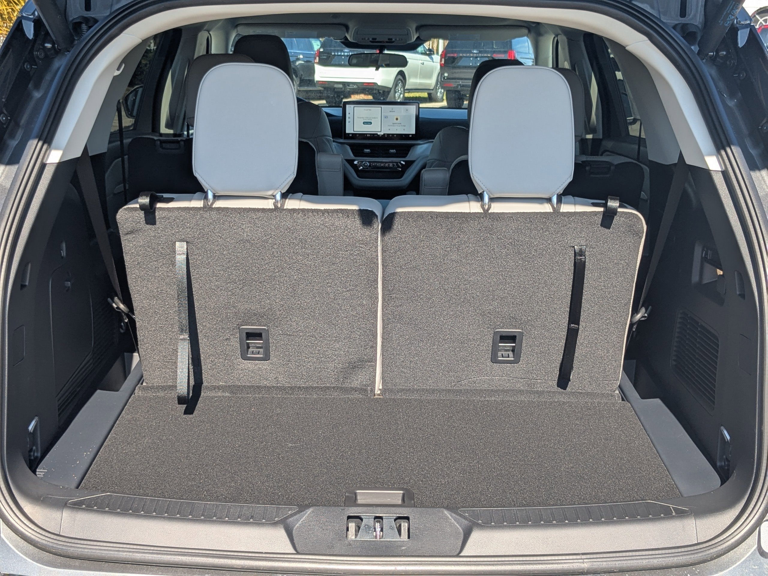 2026 Ford Explorer Active w/100A Pkg