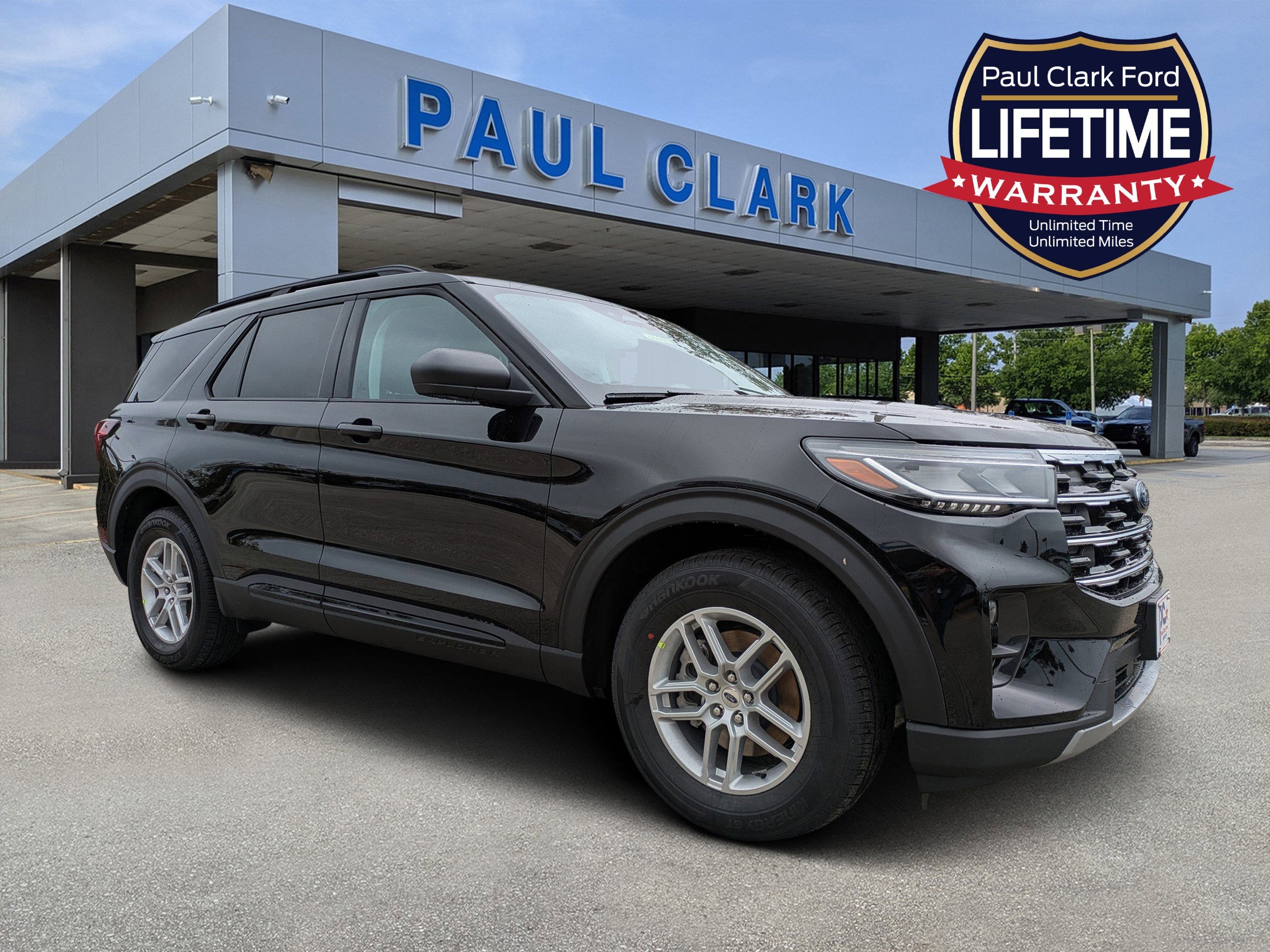 2026 Ford Explorer Active w/200A Pkg