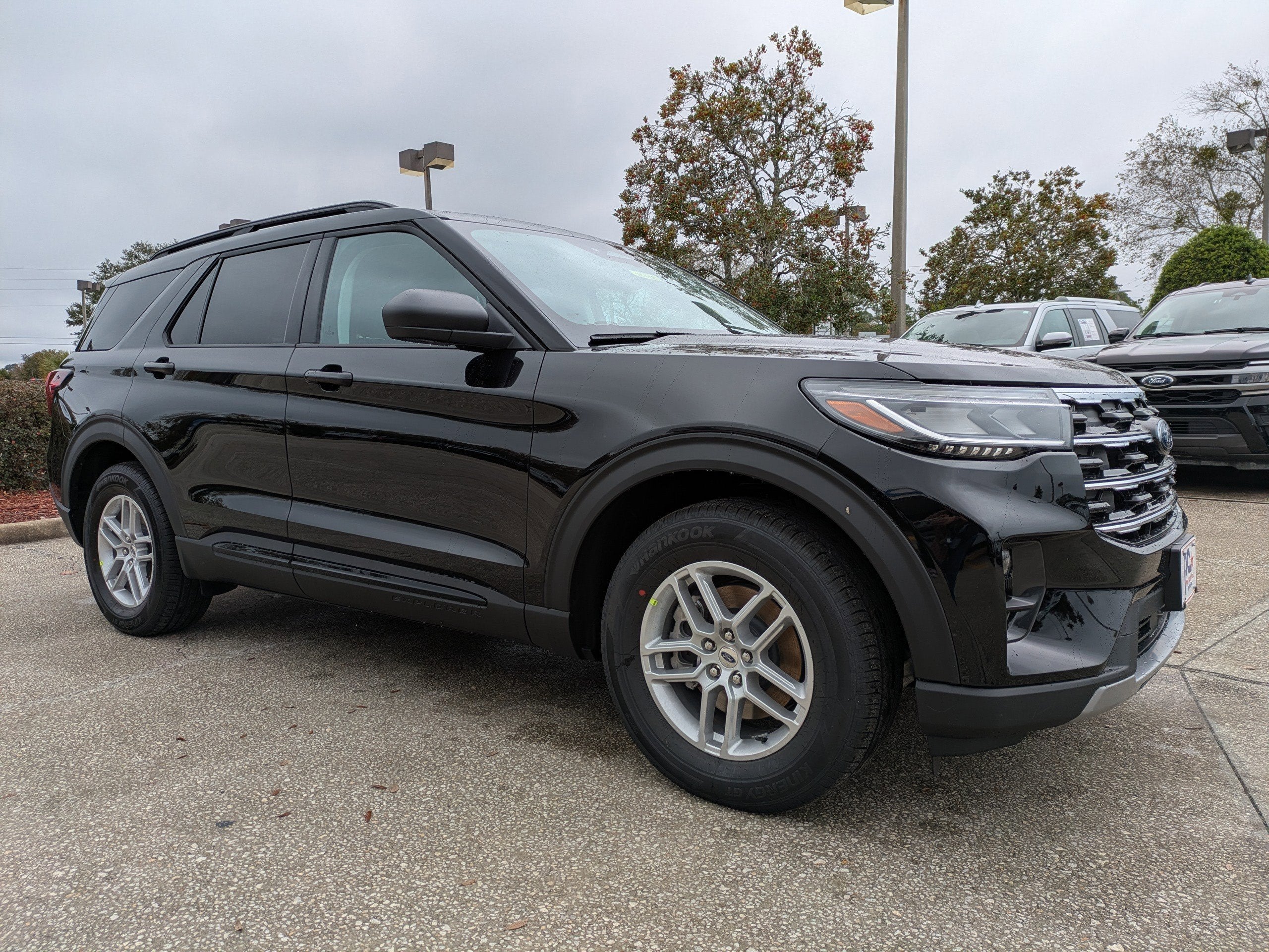 2026 Ford Explorer Active w/200A Pkg