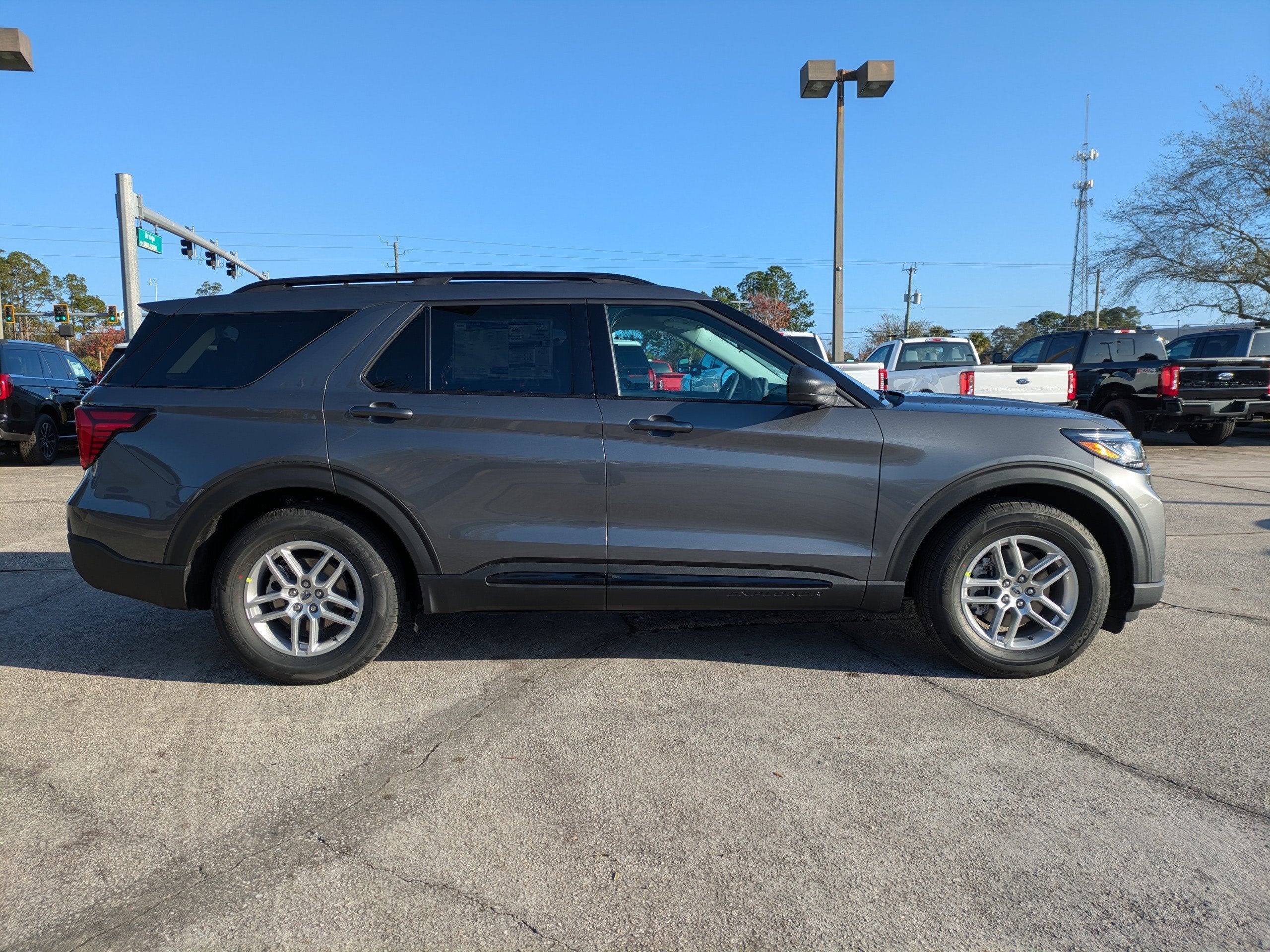2026 Ford Explorer Active w/200A Pkg