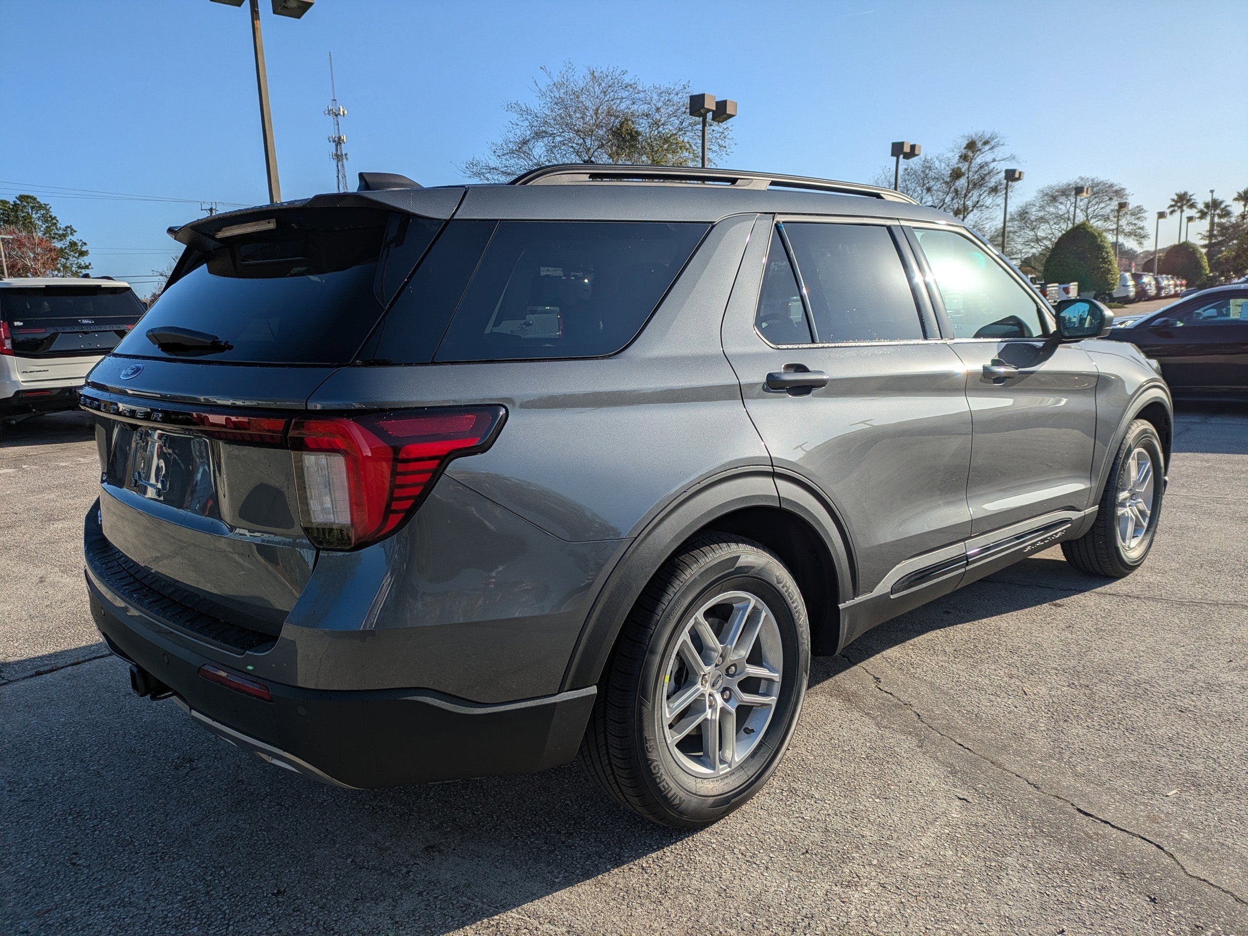 2026 Ford Explorer Active w/200A Pkg