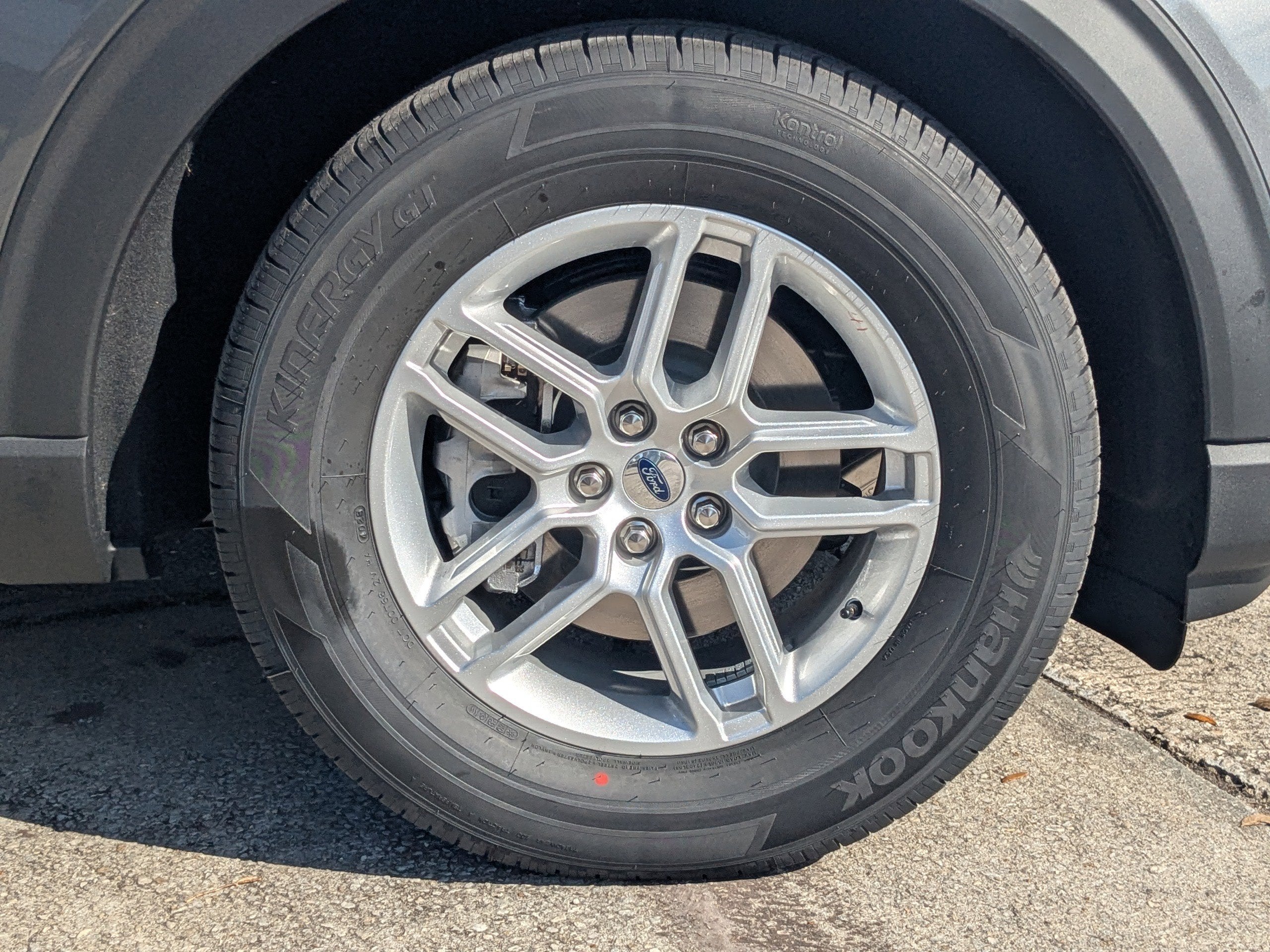 2026 Ford Explorer Active w/100A Pkg