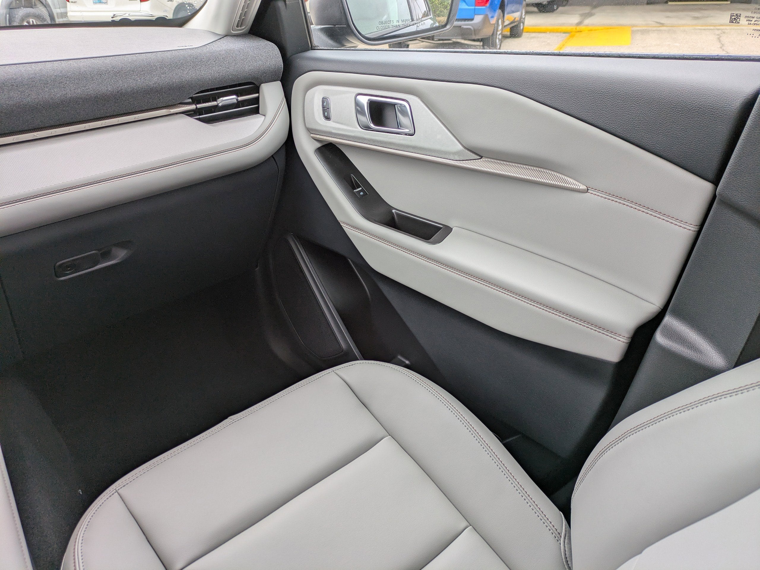 2026 Ford Explorer Active w/100A Pkg