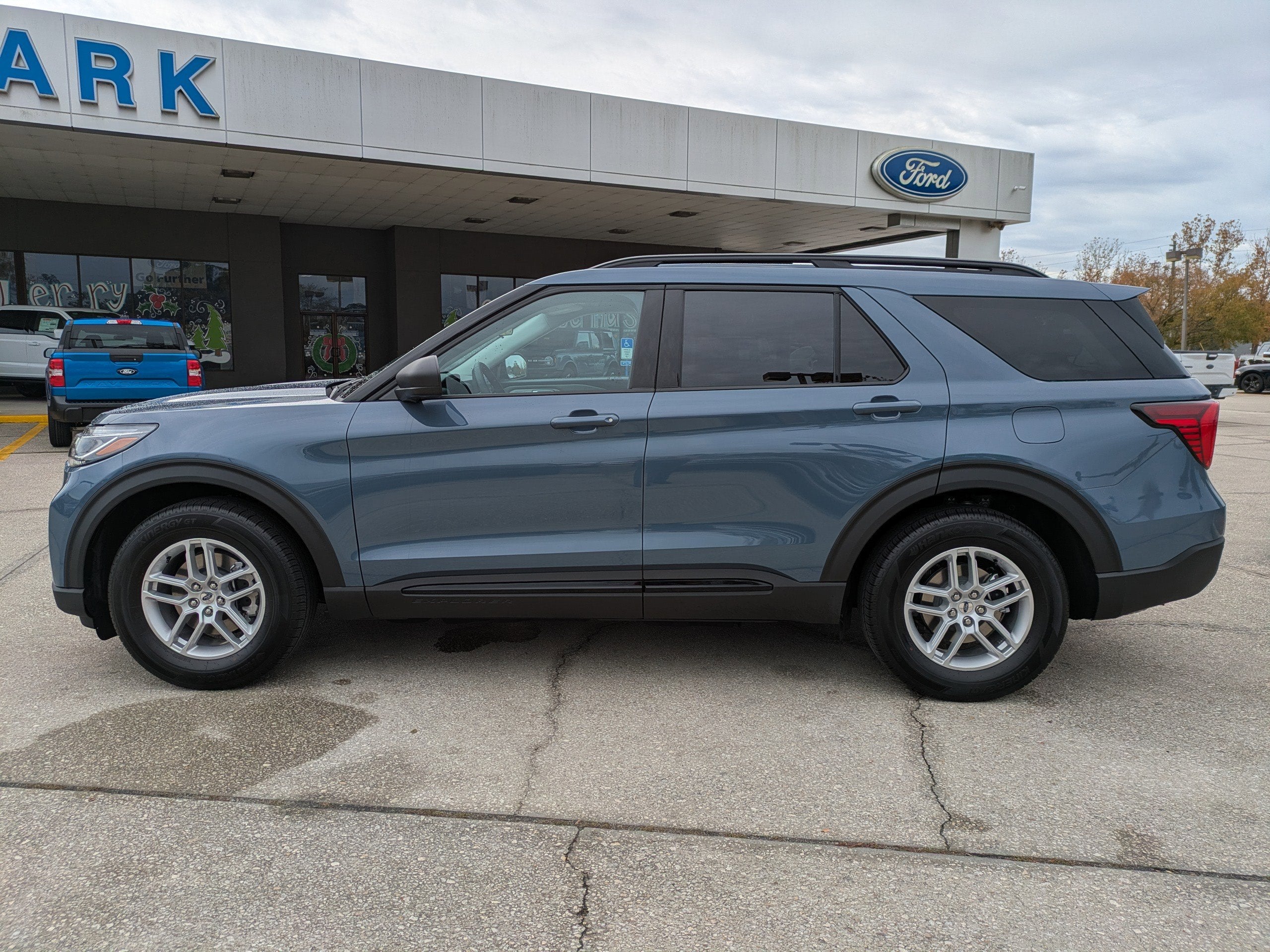 2026 Ford Explorer Active w/100A Pkg