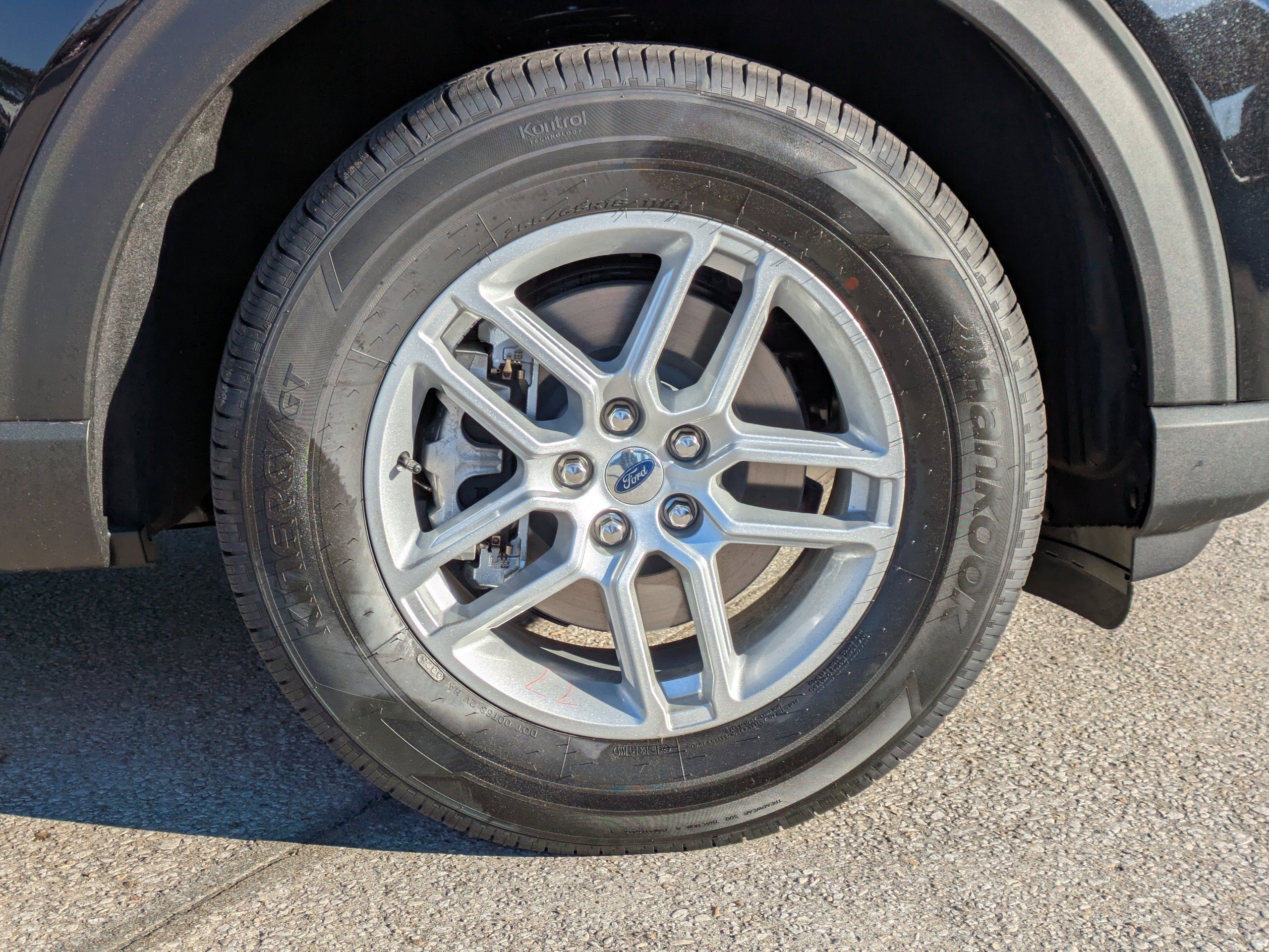 2026 Ford Explorer Active w/200A Pkg