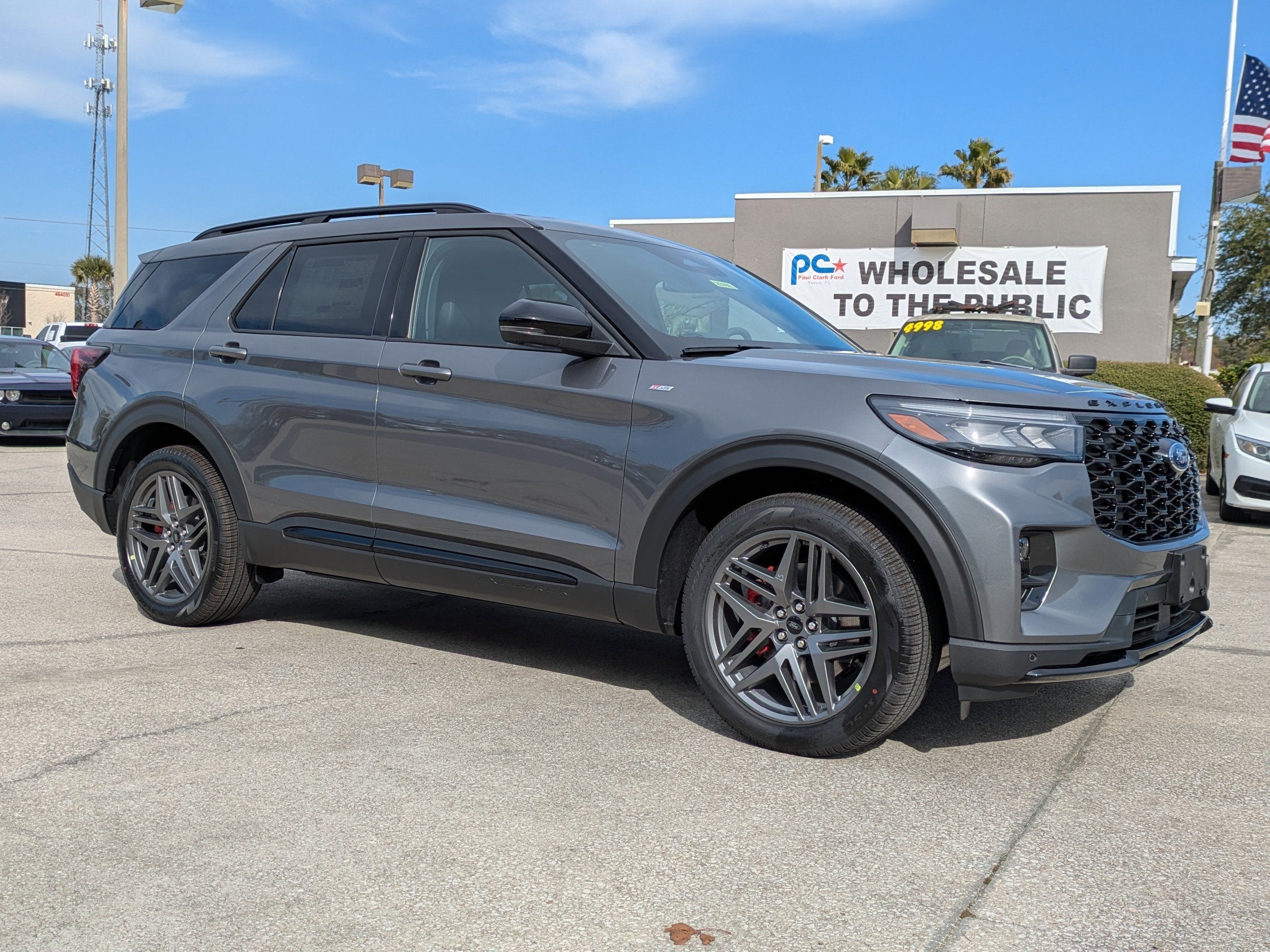 2026 Ford Explorer ST-Line