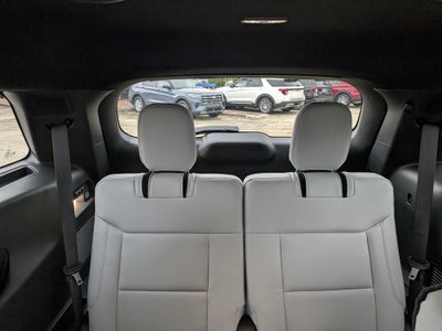 2027 Ford Explorer Platinum