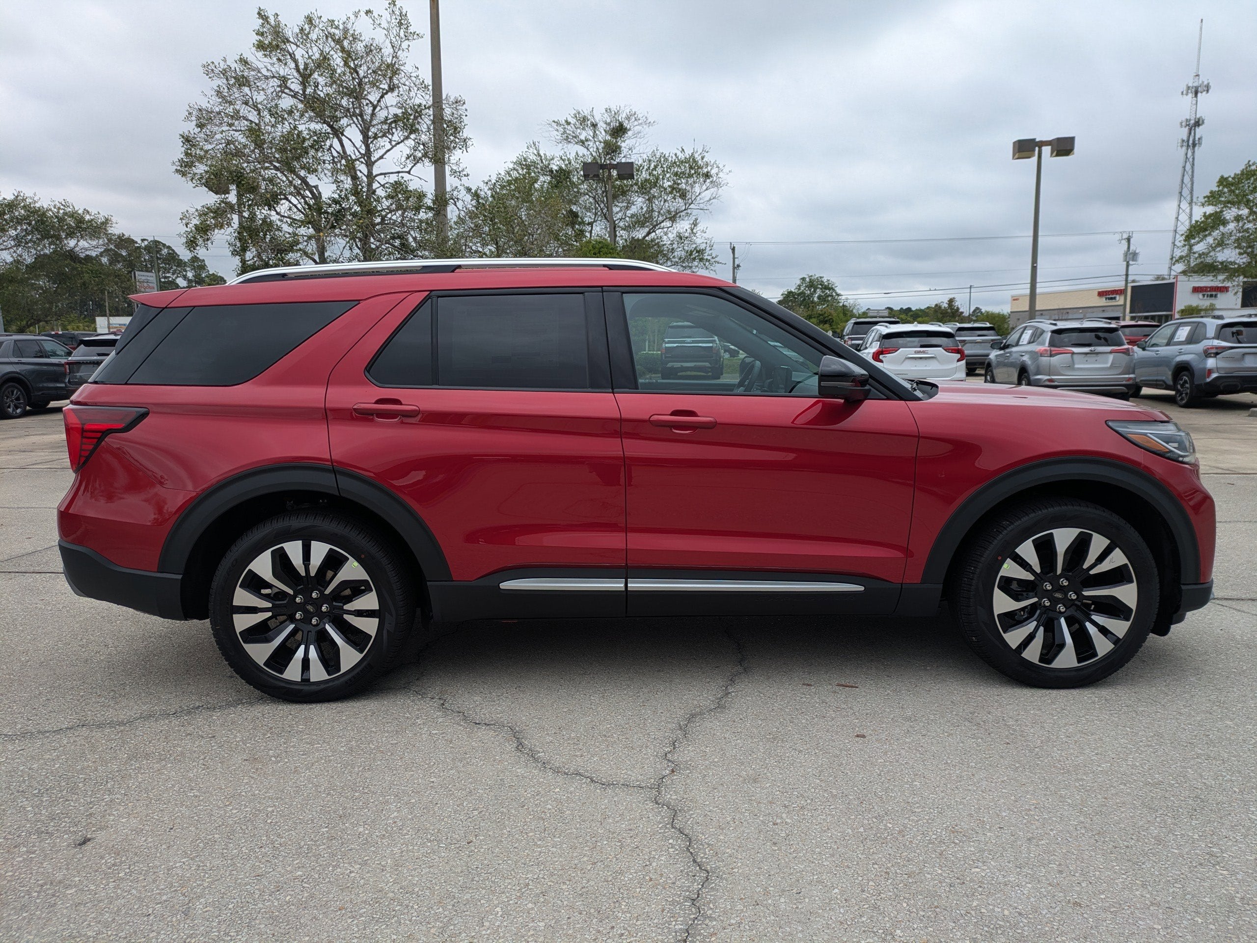 2026 Ford Explorer Platinum